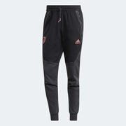 adidas 2022-23 Juventus Travel Pants - Carbon Black (Front)