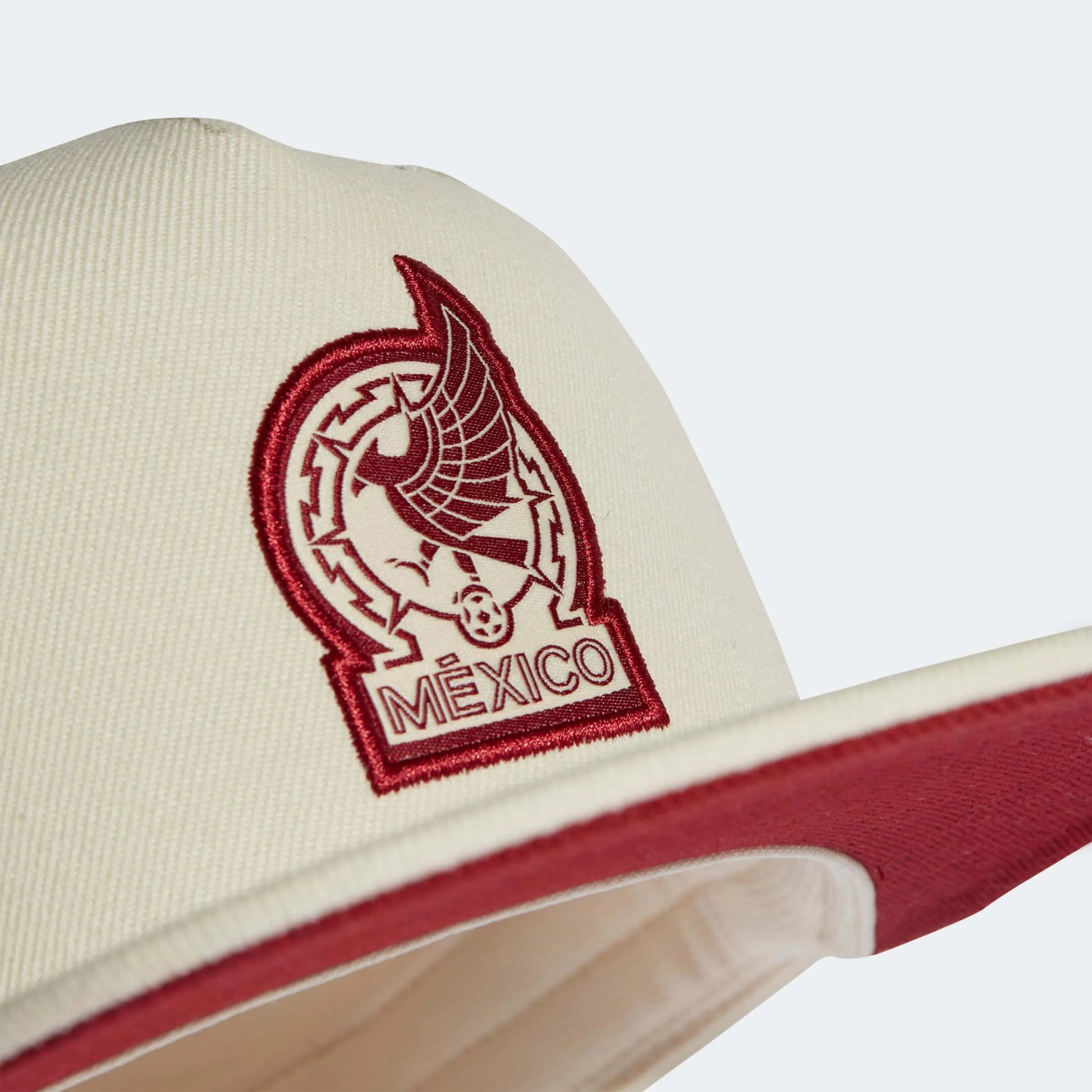 adidas 2022-23 Mexico Away Snapback Cap - Wonder White-Burgundy
