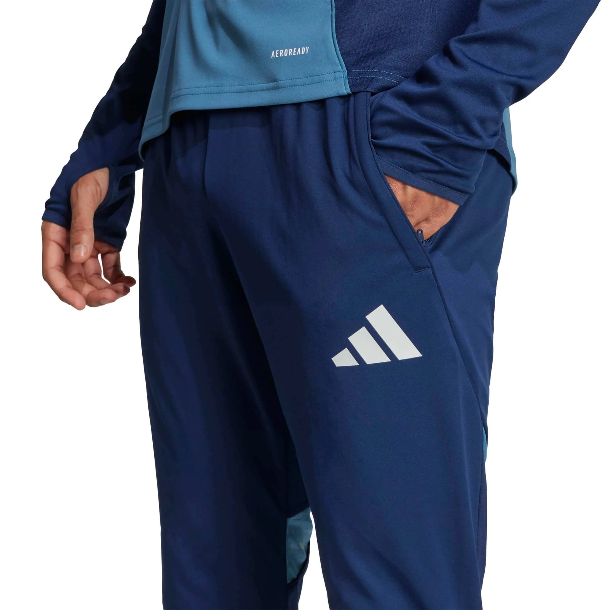 adidas 2025-26 Arsenal Men's Track Pants (Detail 1)