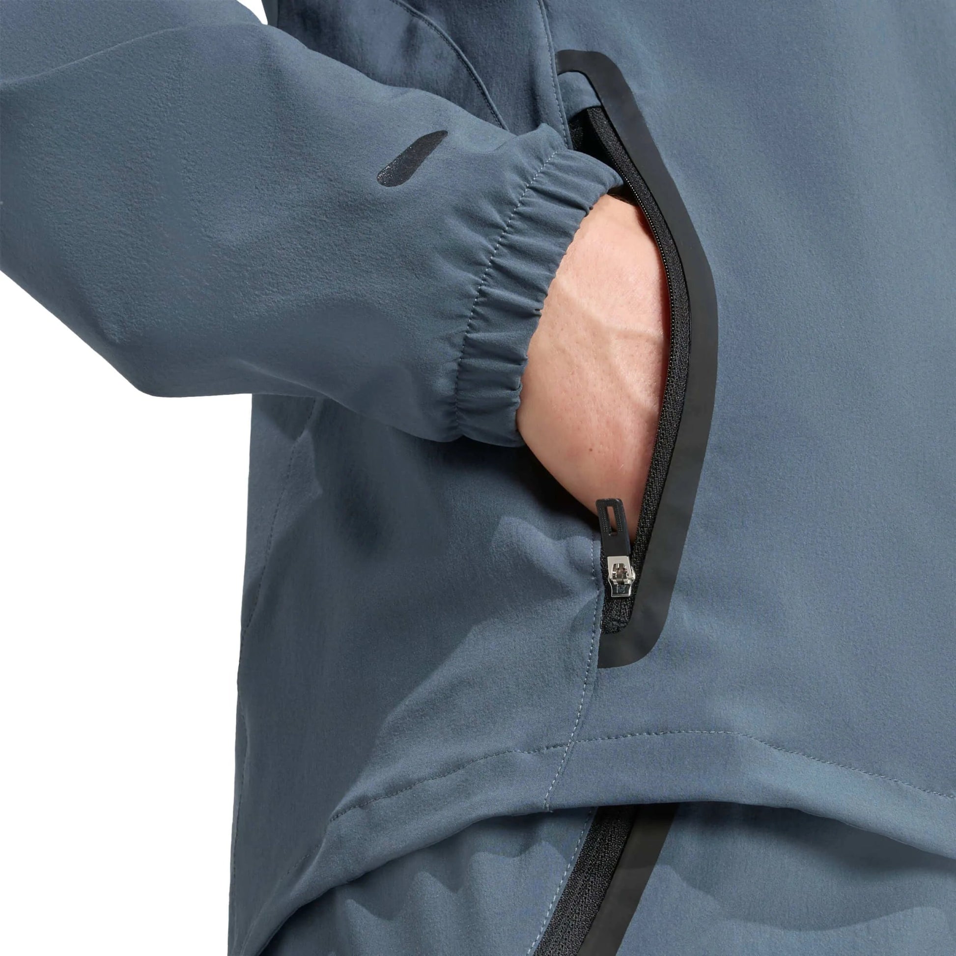 adidas 2025-26 Bayern Munich Men's Tiro 25 Competition Vis Tech Travel Jacket (Detail 2)