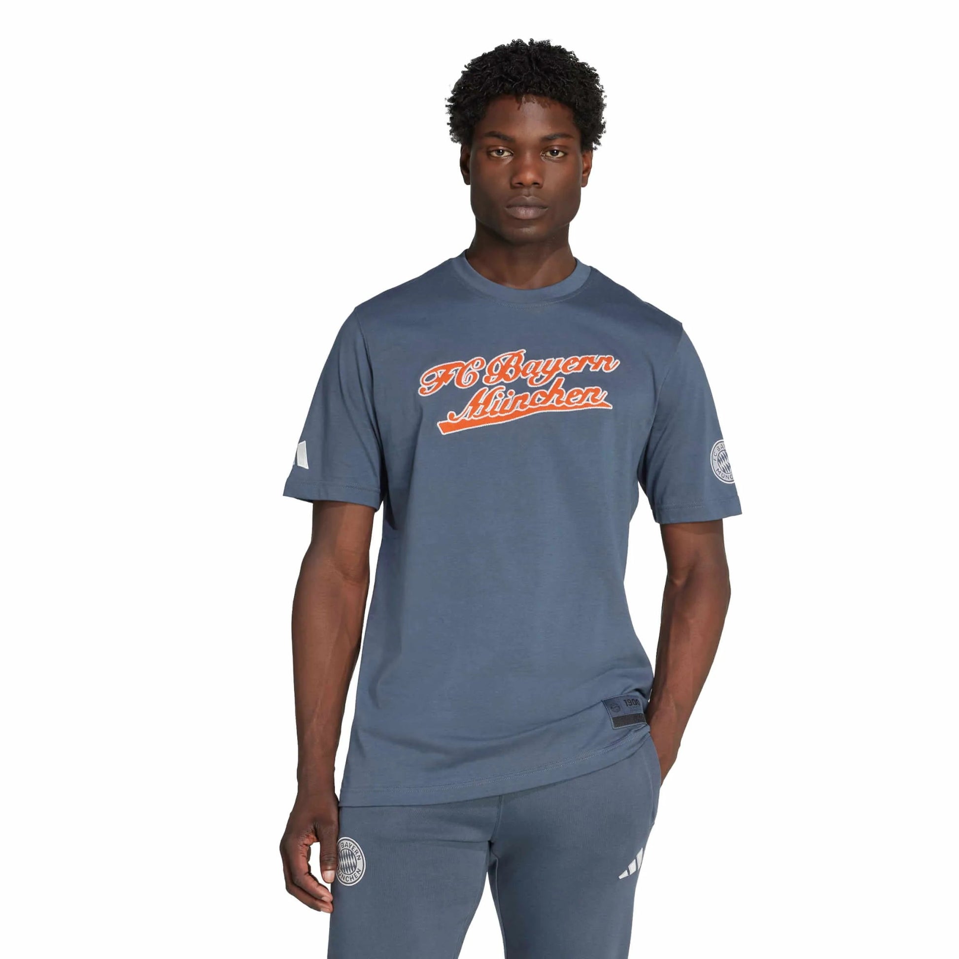 adidas 2025-26 Bayern Munich Men's US Tee (Model - Front)