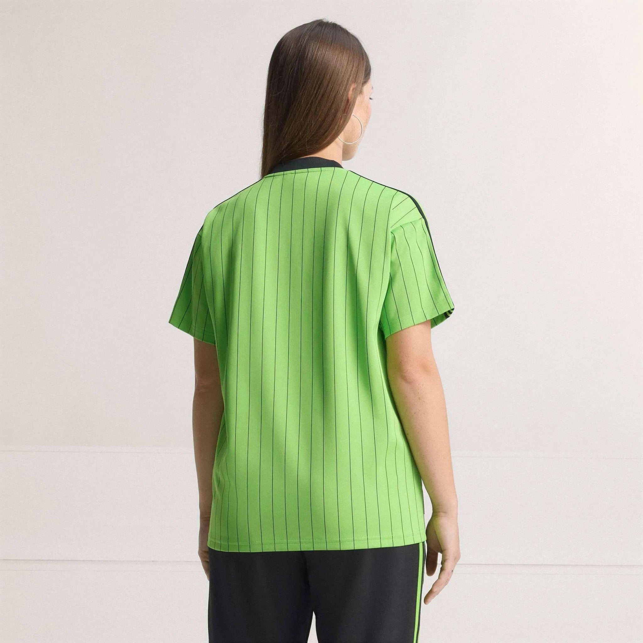 adidas 2025-26 Celtic Men's Icon Soccer Jersey (Model - Back)