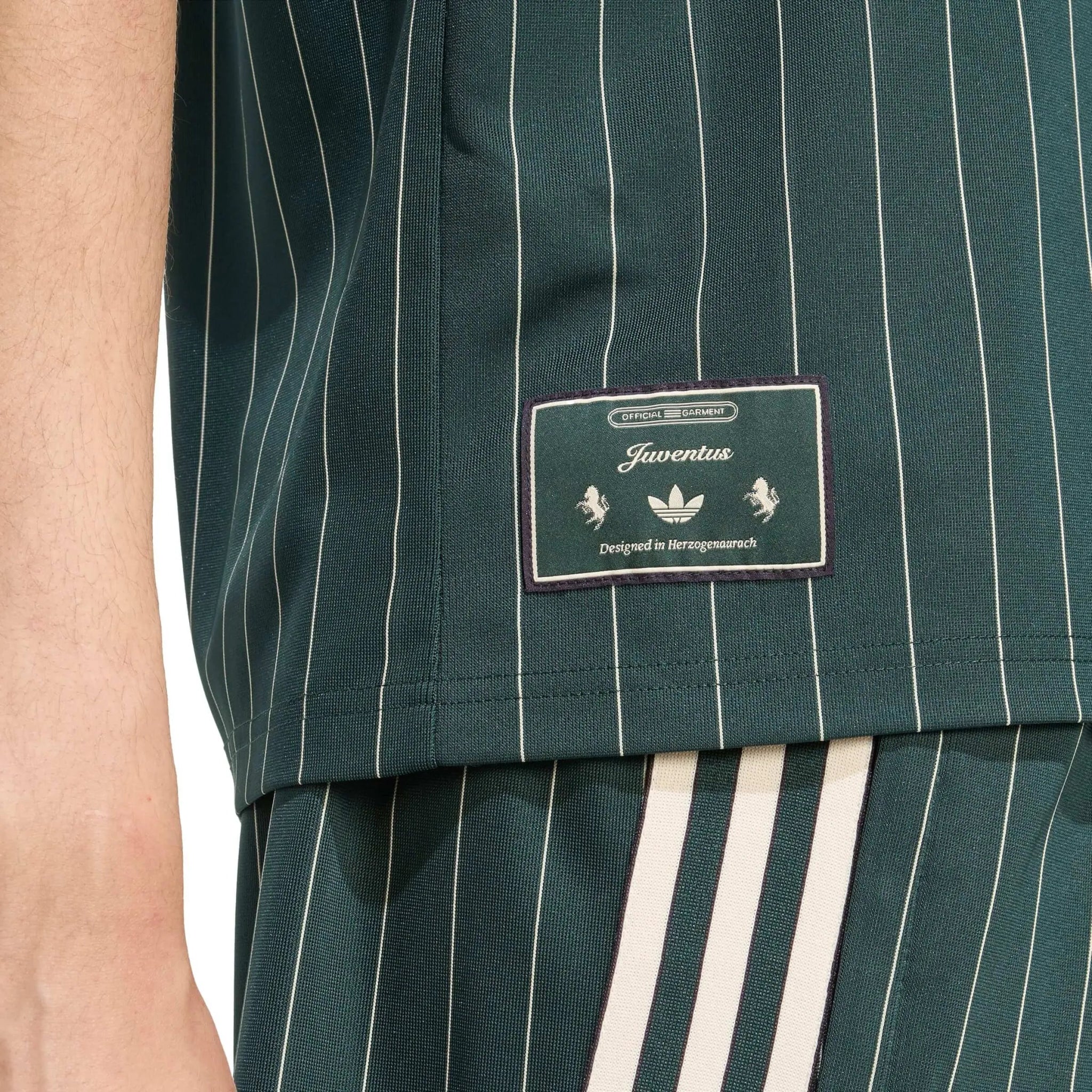 adidas 2025-26 Juventus Men's Icon Soccer Jersey (Detail 2)