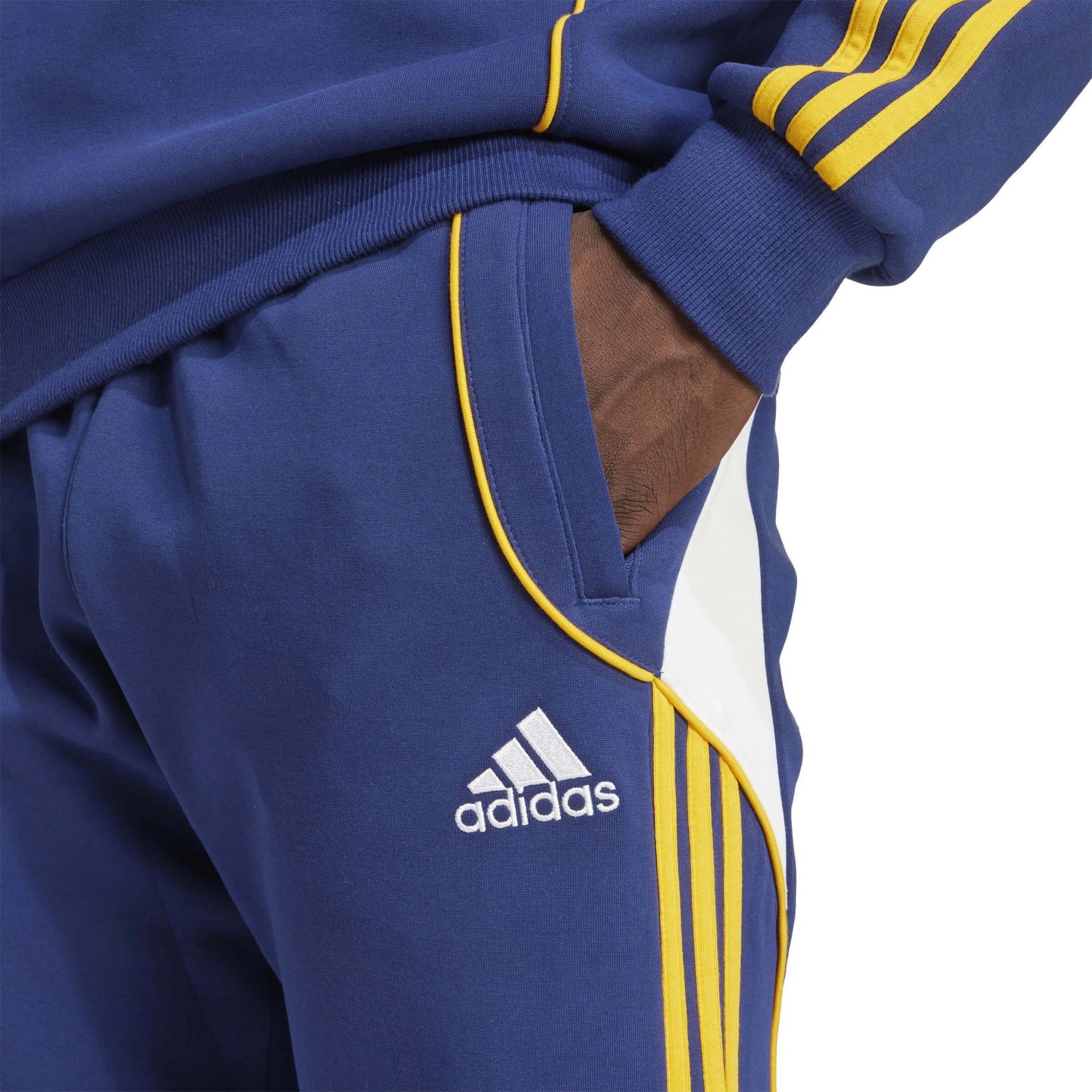 adidas 2025-26 LA Galaxy Men's Travel Pants (Detail 1)
