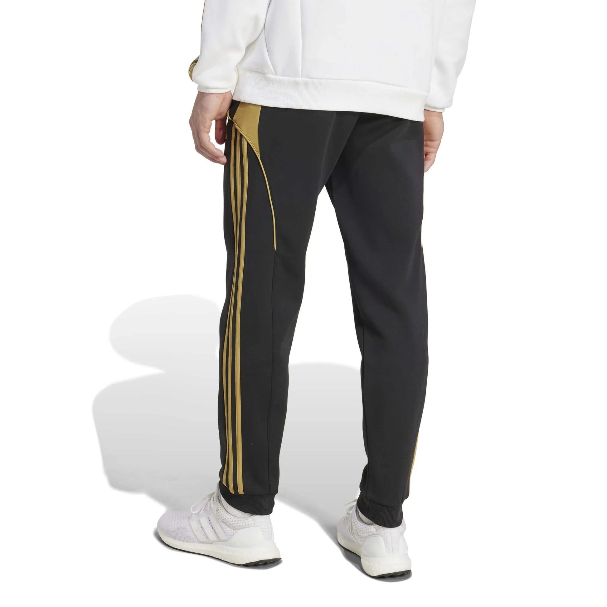adidas 2025-26 LAFC Men's Travel Pants (Model - Back)