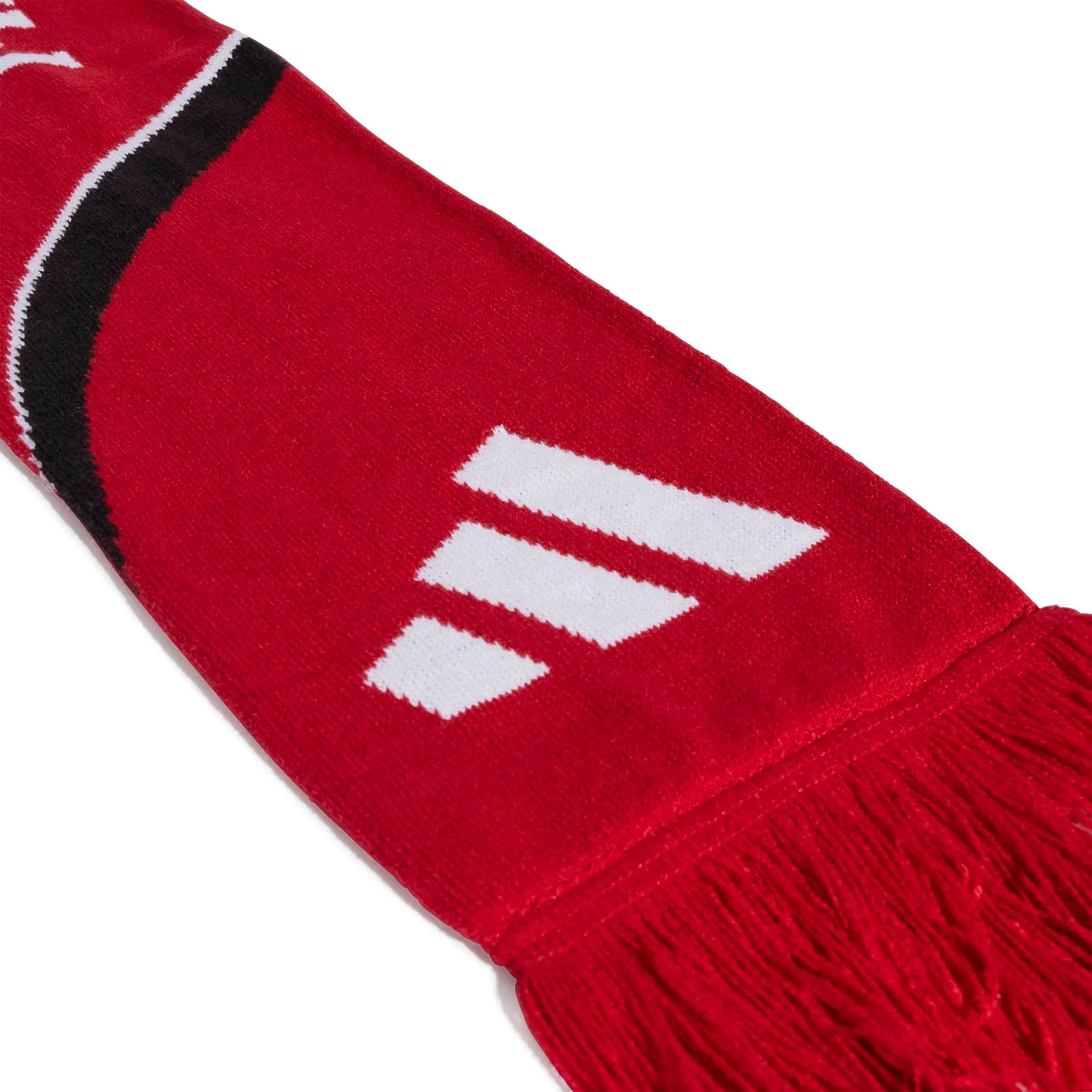 adidas 2025-26 Manchester United Scarf (Detail 2)