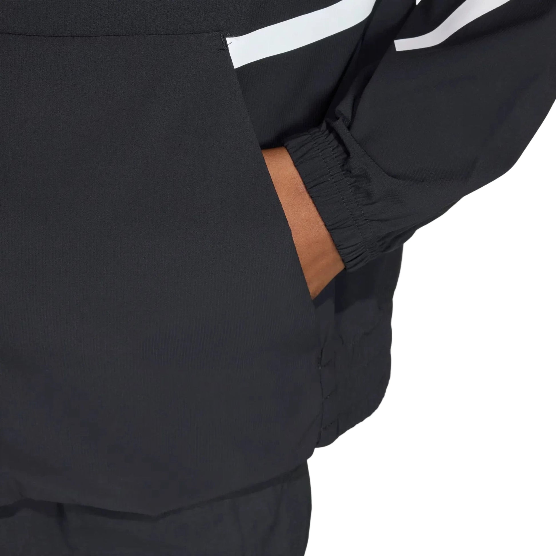 adidas 2025-26 Manchester United Youth Anthem Jacket Black (Detail 2)