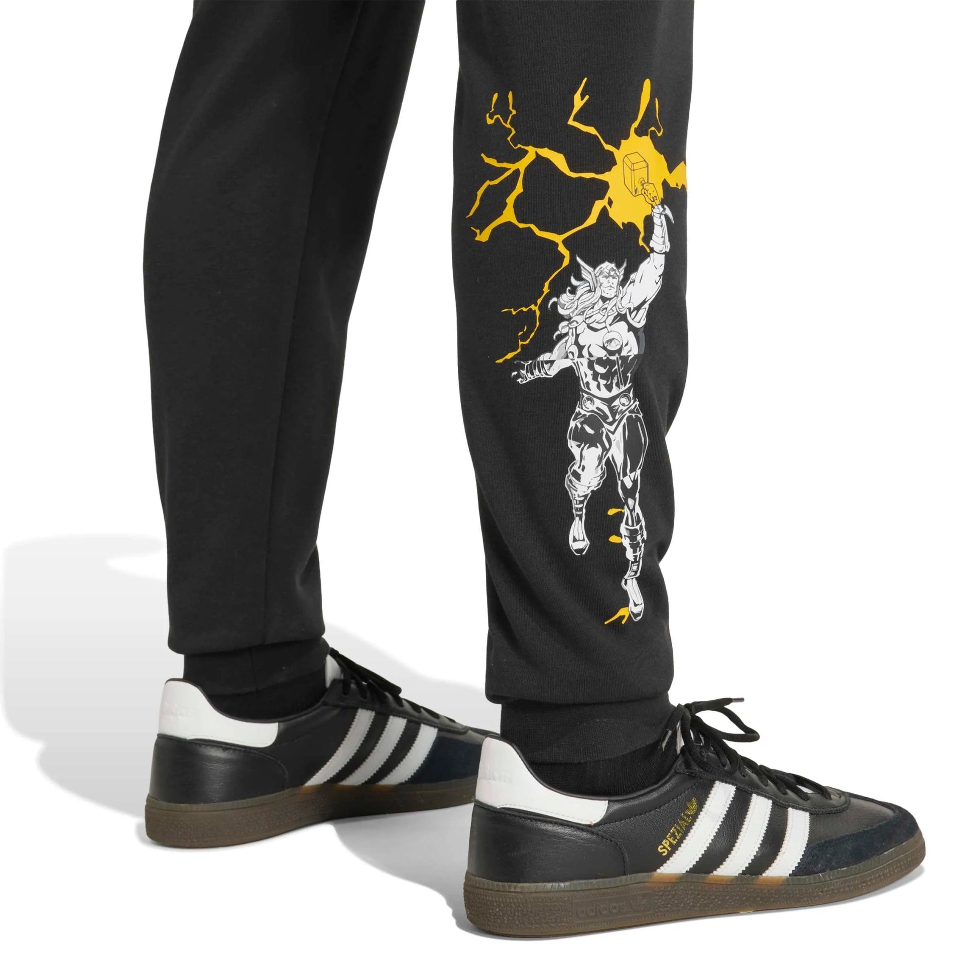 adidas 2025-26 Real Madrid Men's Avengers Pants (Detail 2)