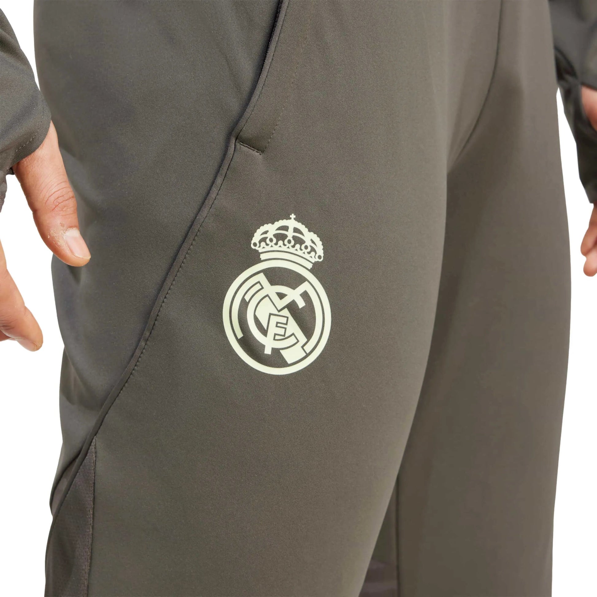 adidas 2025-26 Real Madrid Men's Track Pants (Detail 1)