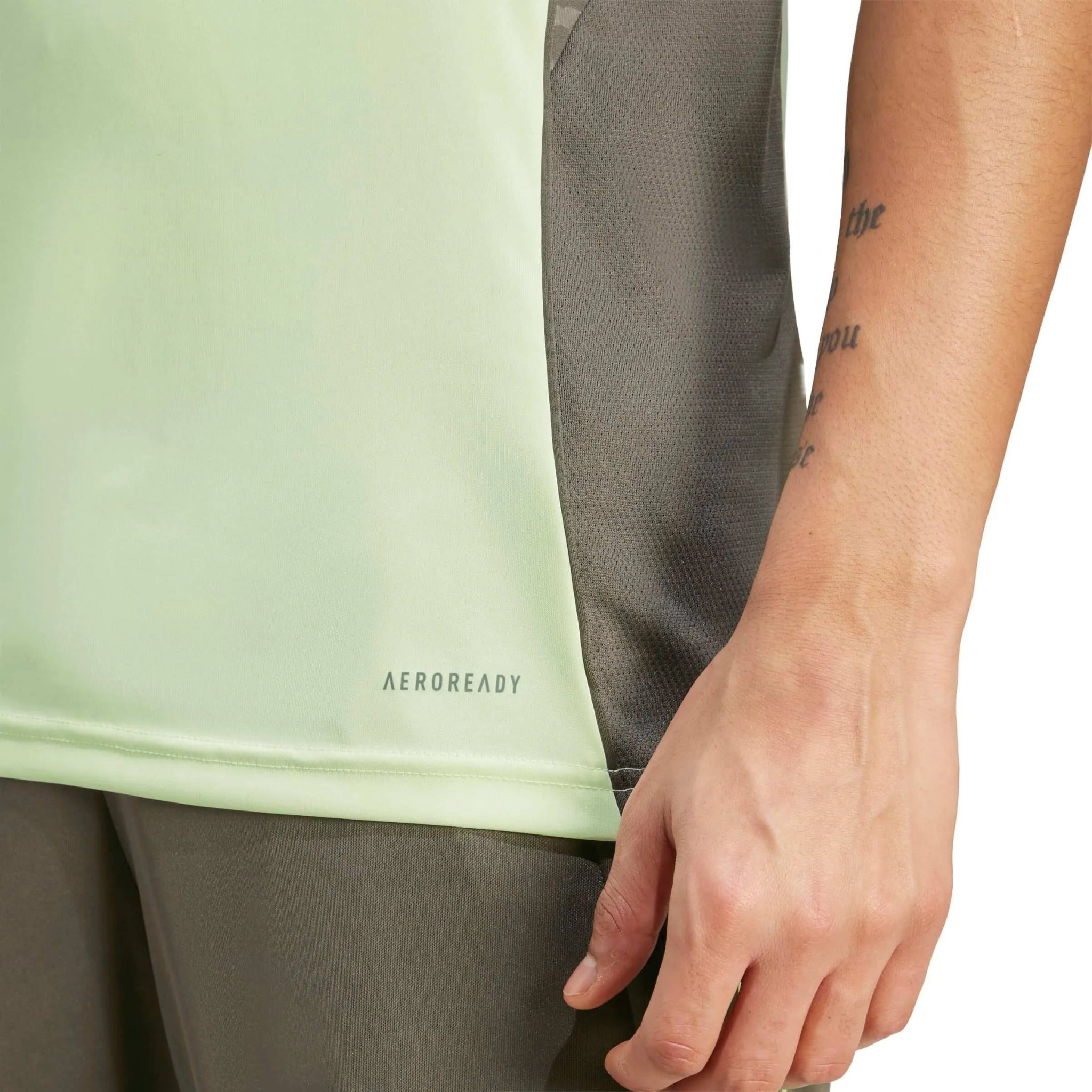 adidas 2025-26 Real Madrid Men's Training Soccer Jersey (Detail 2)