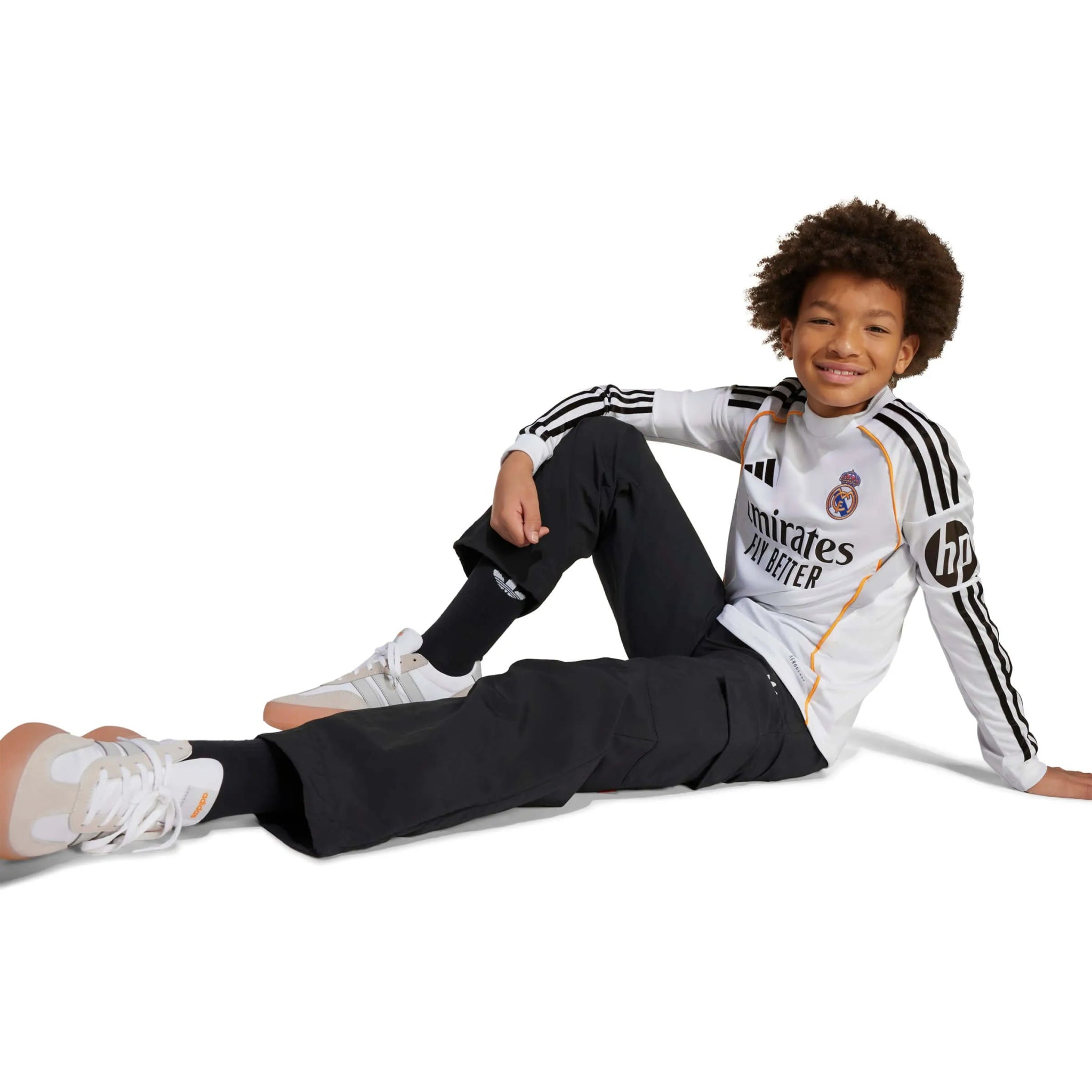 adidas 2025-26 Real Madrid Youth Stadium Home Long-Sleeve Soccer Jersey (Detail 2)