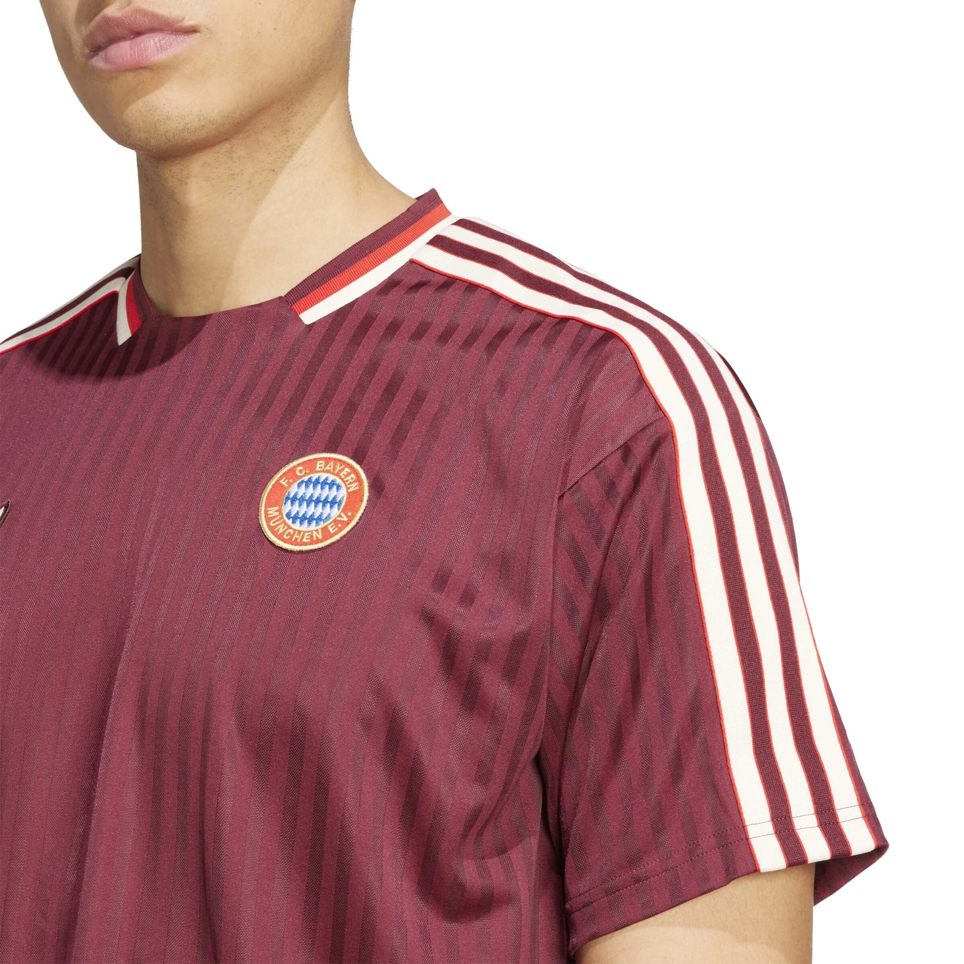 adidas 2025 Bayern Munich Men's Icon Soccer Jersey (Detail 2)