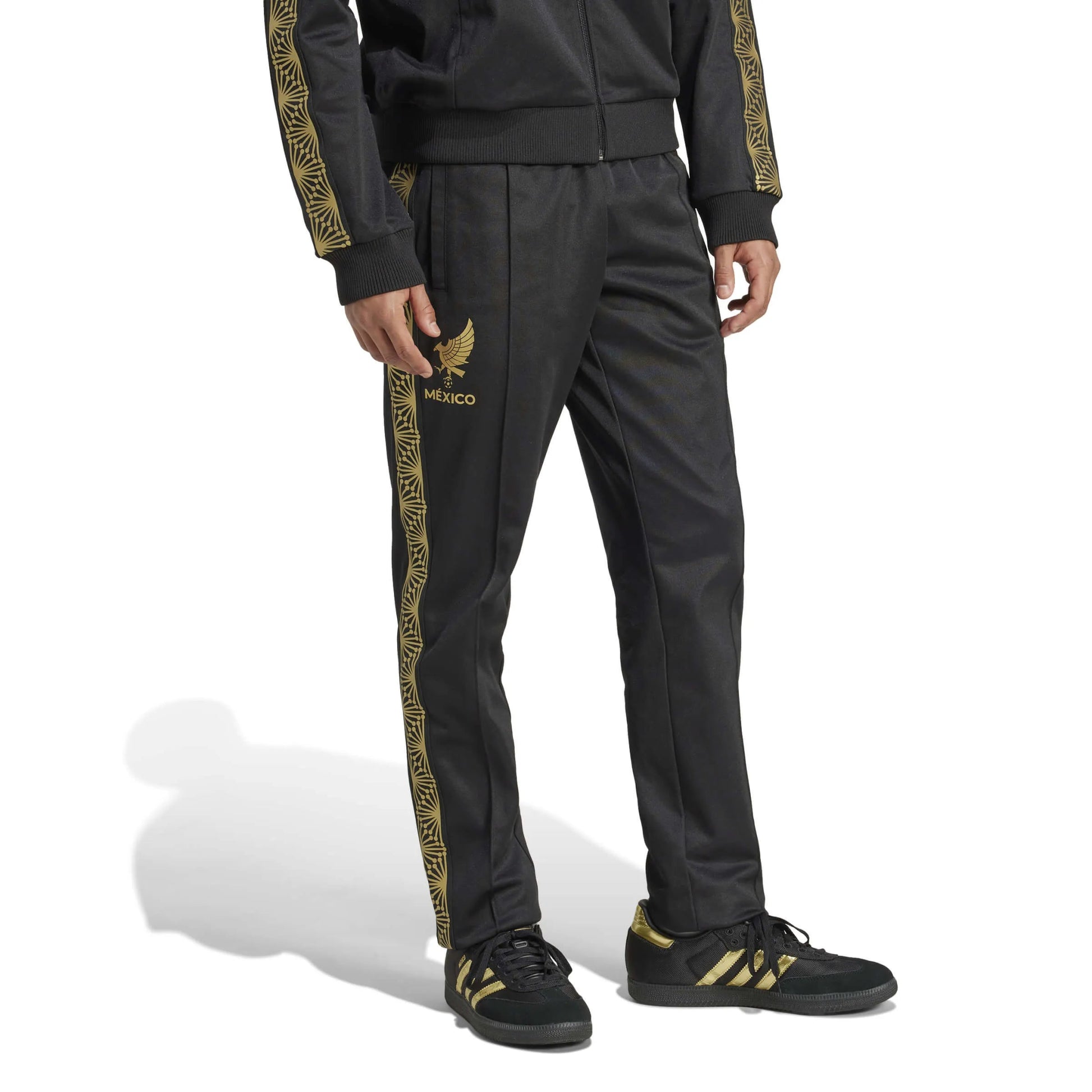 adidas 2025 Mexico Men's De Oro Track Pants (Model - Side)
