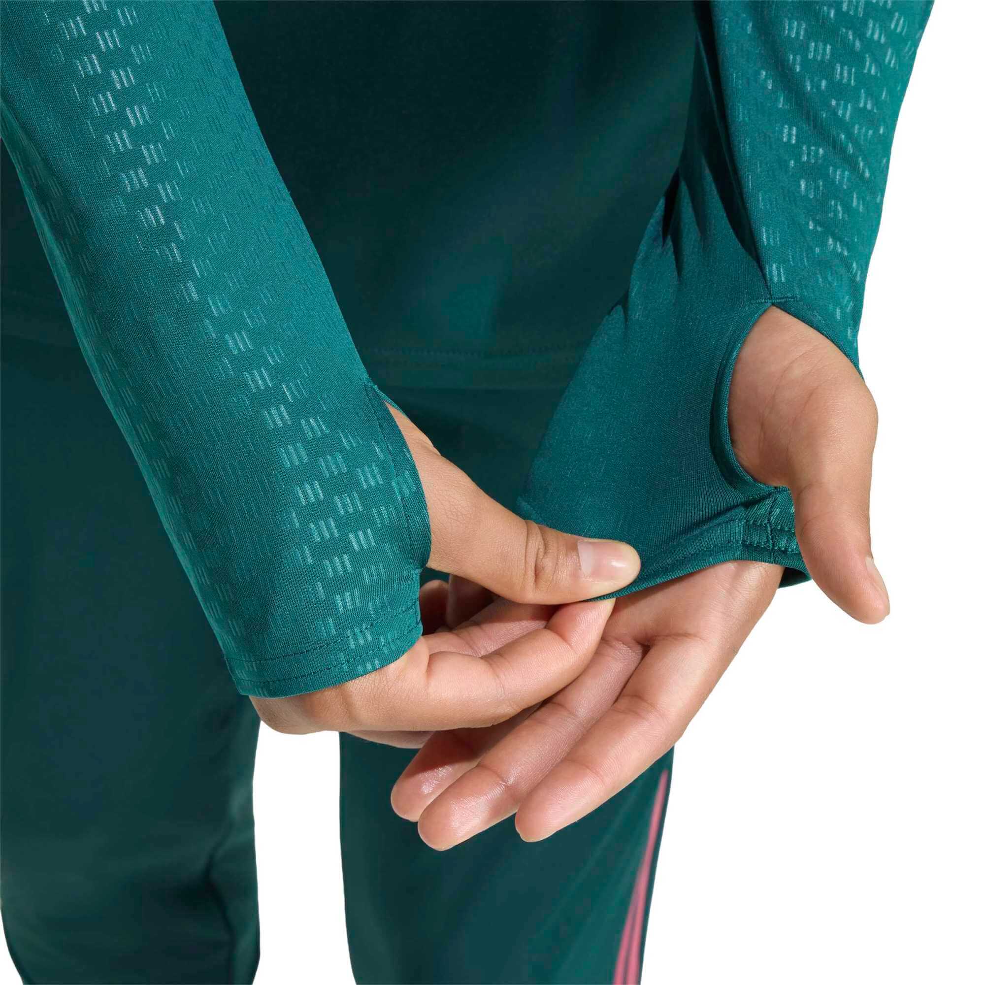 adidas 2026-27 Real Madrid Men's Training Top (Detail 2)