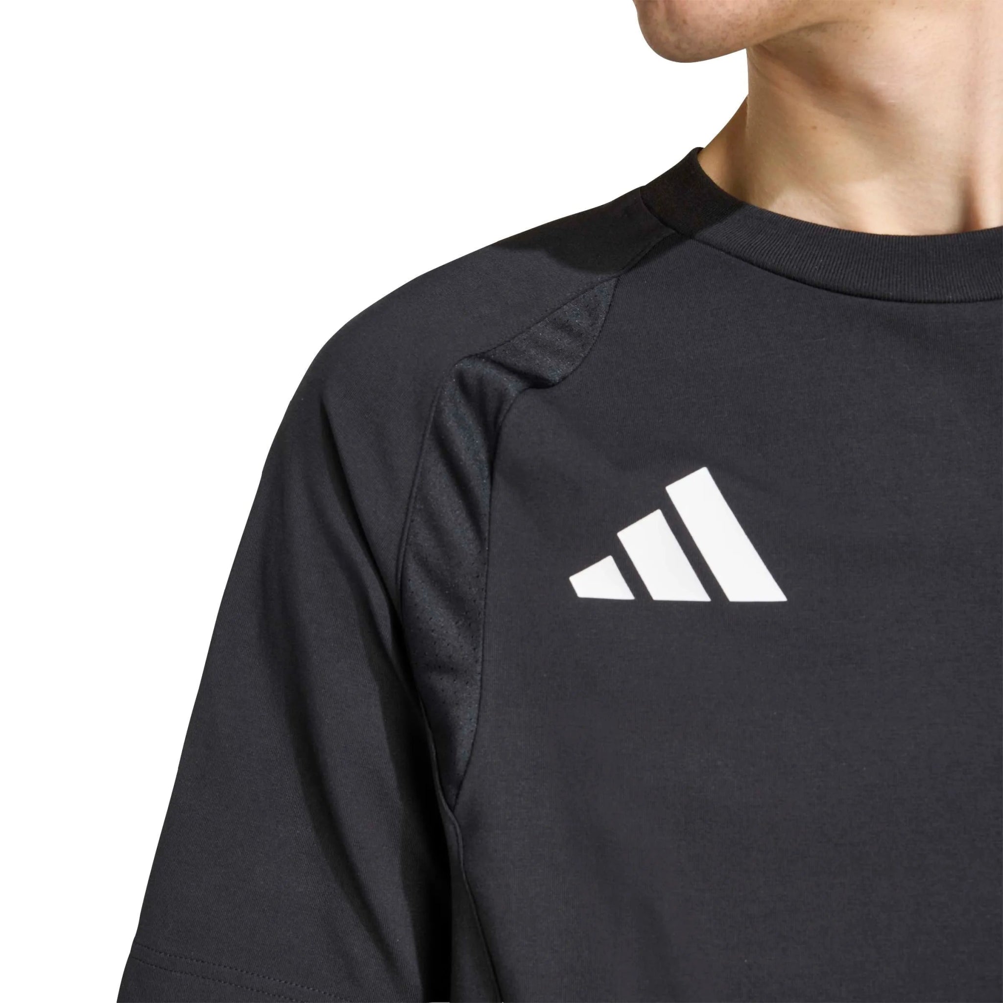 adidas 2026 Germany Men's Tiro Travel Tee (Detail 1)