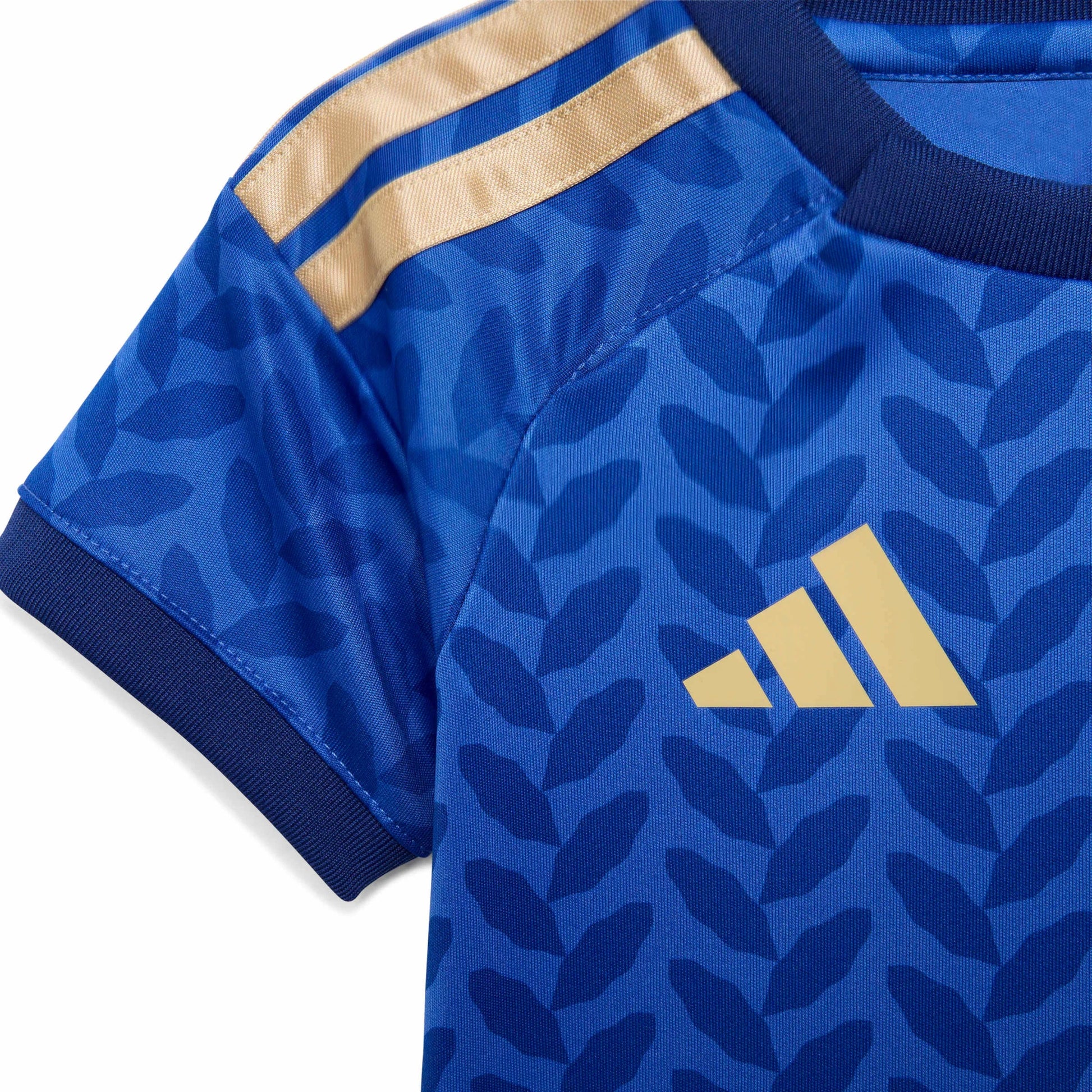adidas 2026 Italy Home Baby Kit (Detail 2)