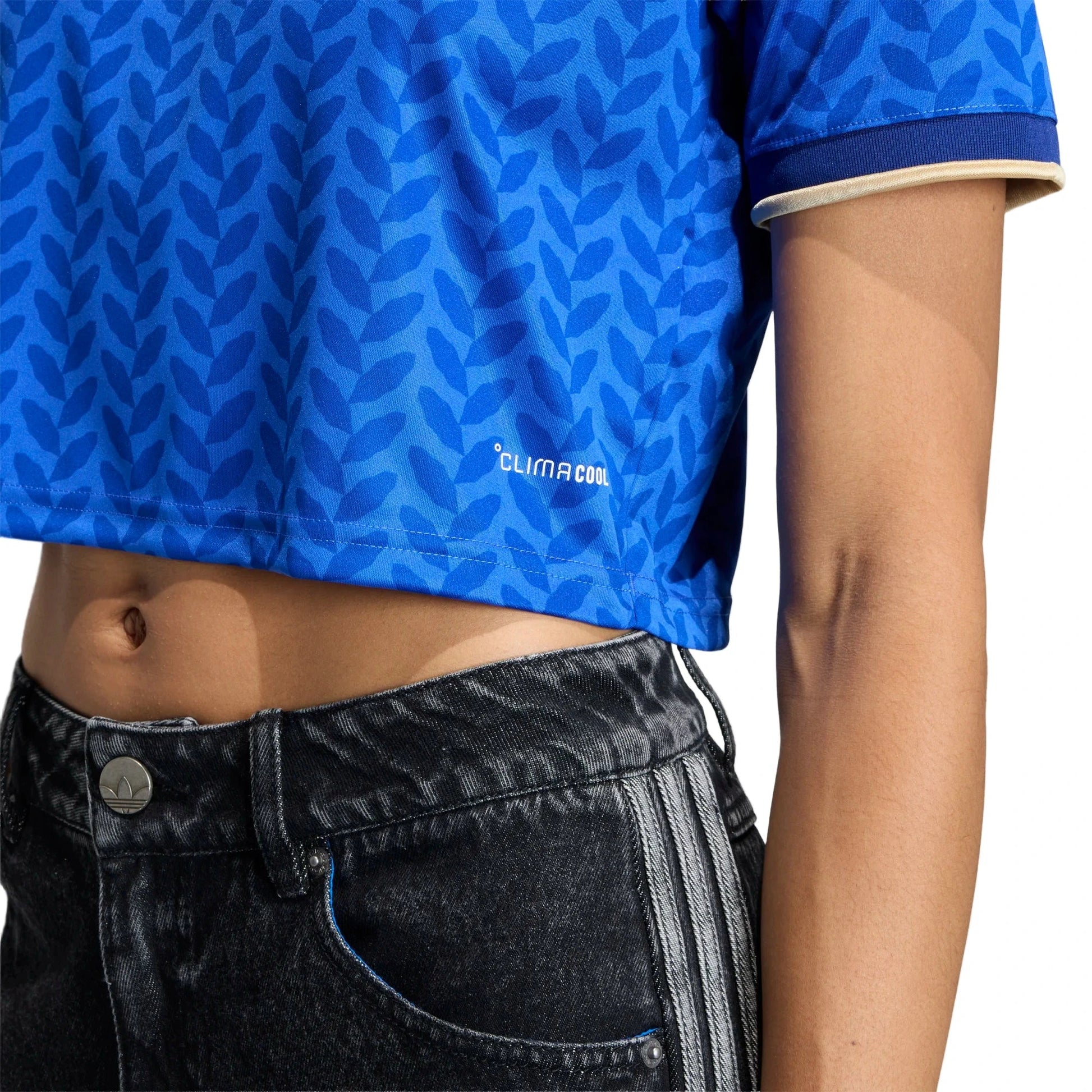 adidas 2026 Italy Women's Stadium Home Cropped Soccer Jersey (Detail 2)