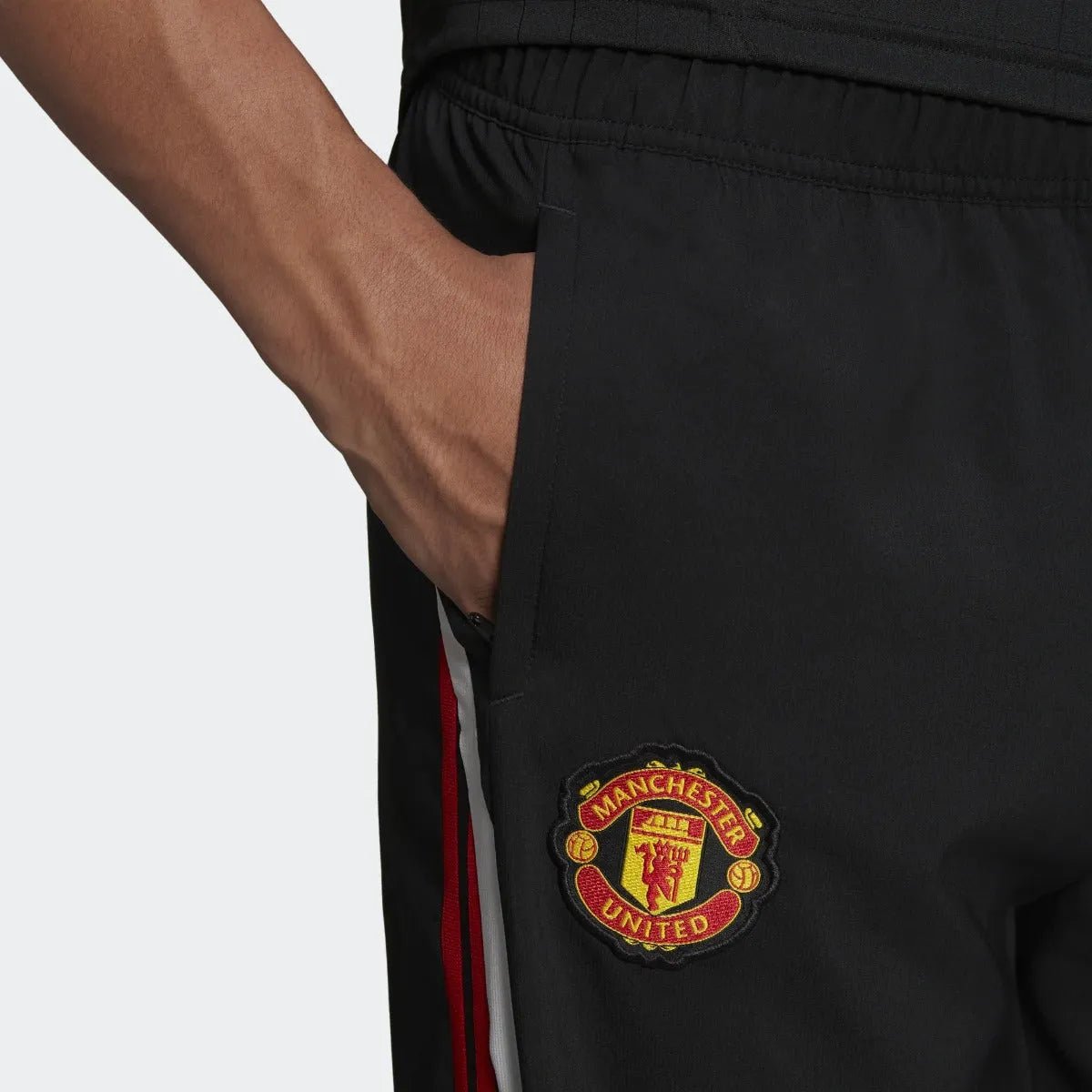 adidas 21-22 Manchester United Teamgeist Woven Pants - Black