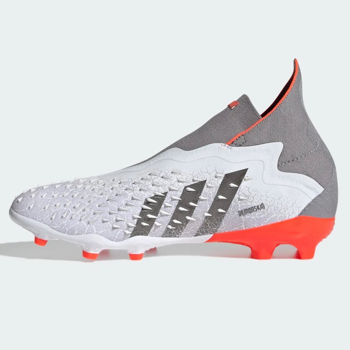 Adidas Junior Predator Freak + FG - White-Iron Metallic