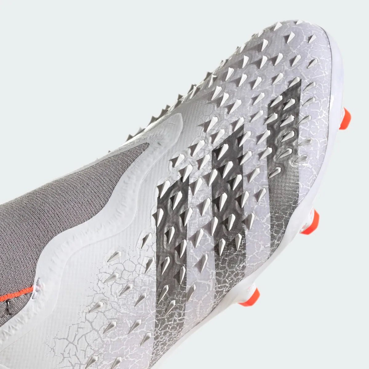 Adidas Junior Predator Freak + FG - White-Iron Metallic
