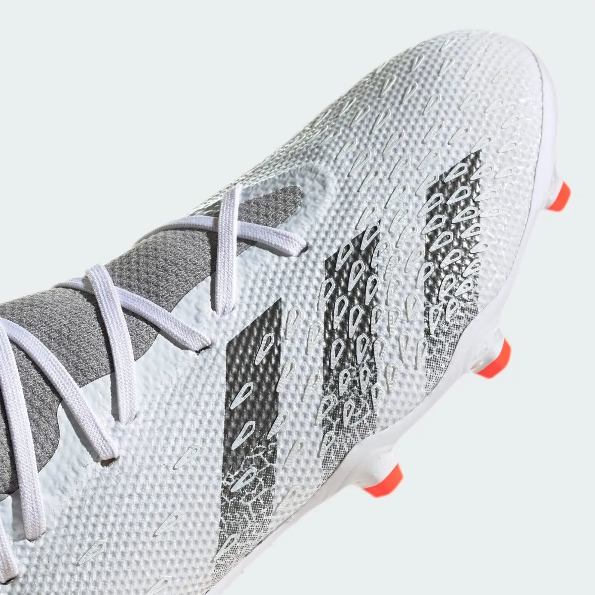 Adidas Predator Freak .3 FG - White-Iron Metallic