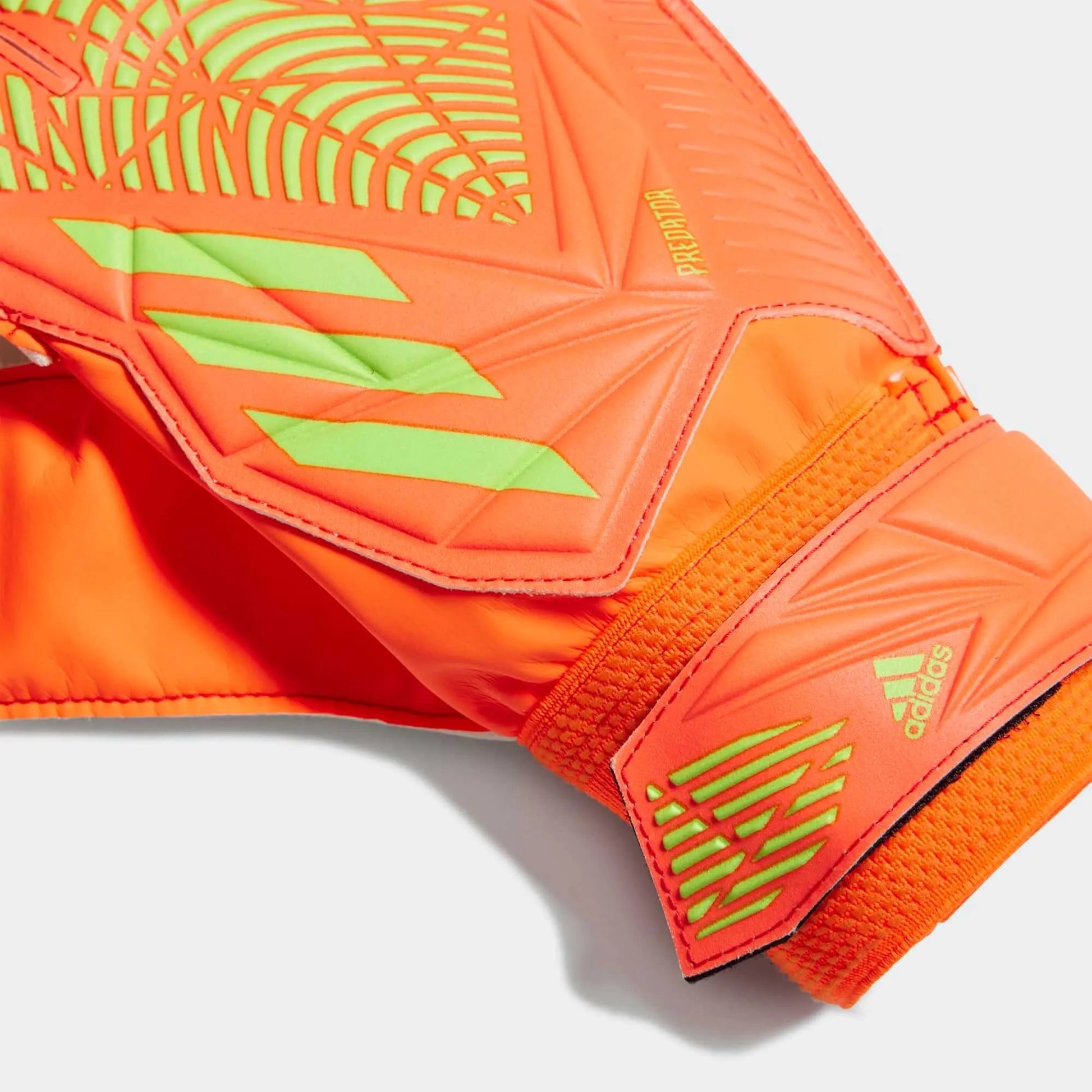 adidas Predator GL Goalkeeper Training Gloves - Solar Red-Solar Green (Detail 3)