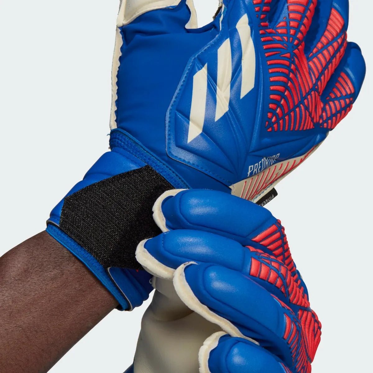 Adidas Predator Match Fingersave Goalkeeper Gloves - Royal-Red (Detail 1)