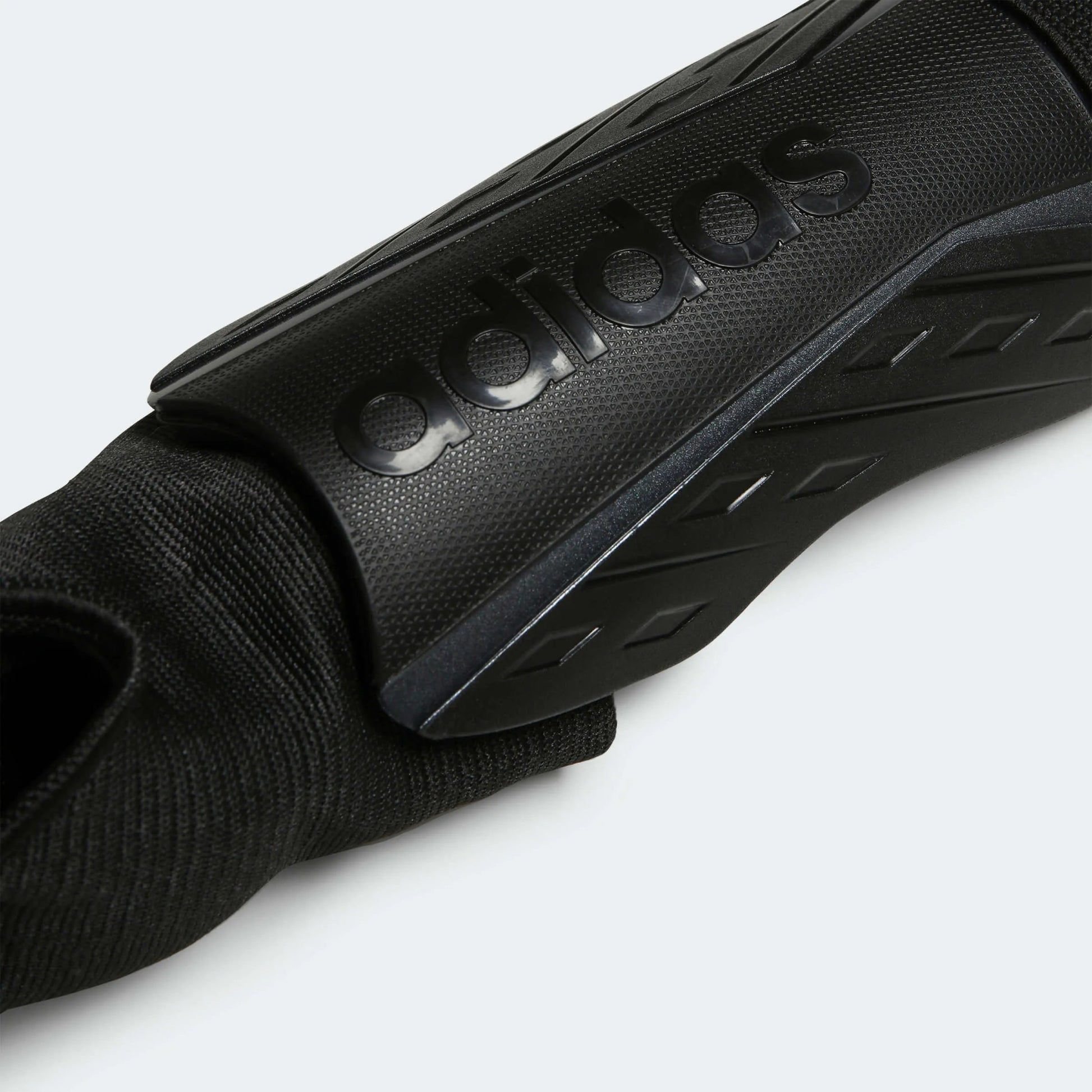 adidas Tiro SG MTC
