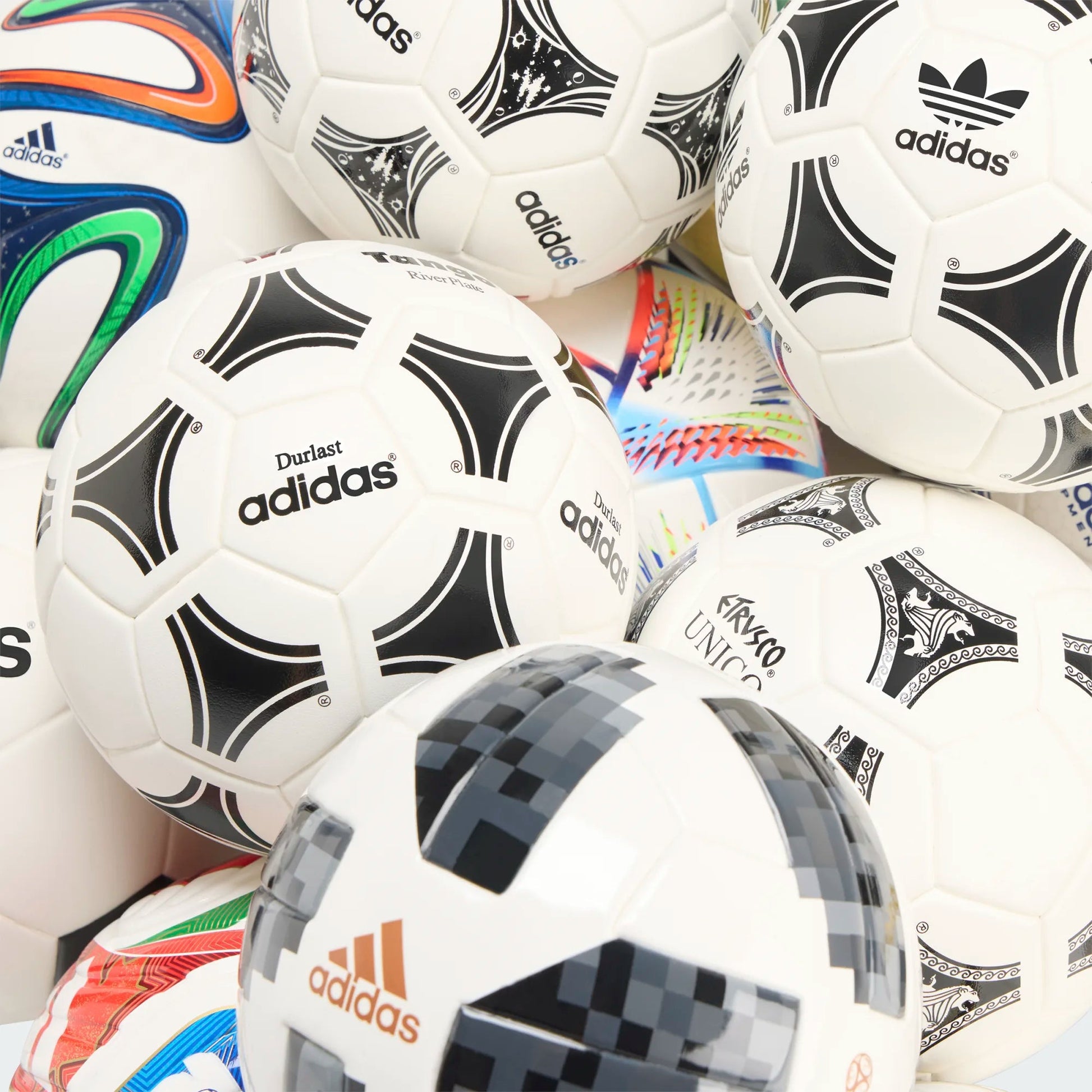 adidas World Cup Historical Mini Ball Set (Balls - Detail 2)