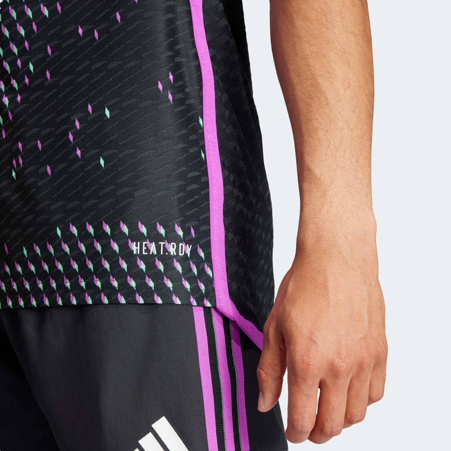 adidas 2023-24 Bayern Munich Men's Authentic Away Jersey (Detail 2)