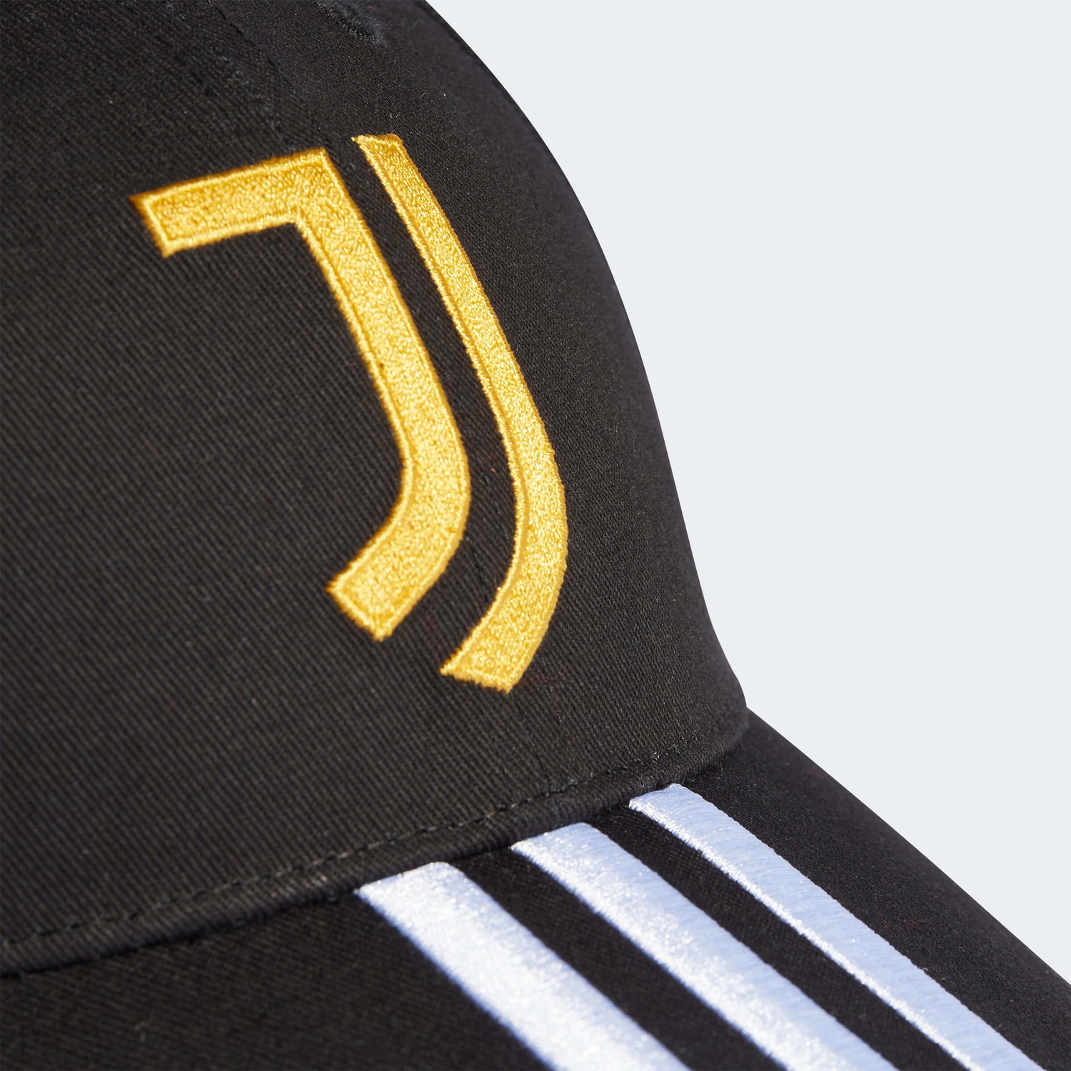 adidas 2023-24 Juventus Baseball Hat (Detail 1)