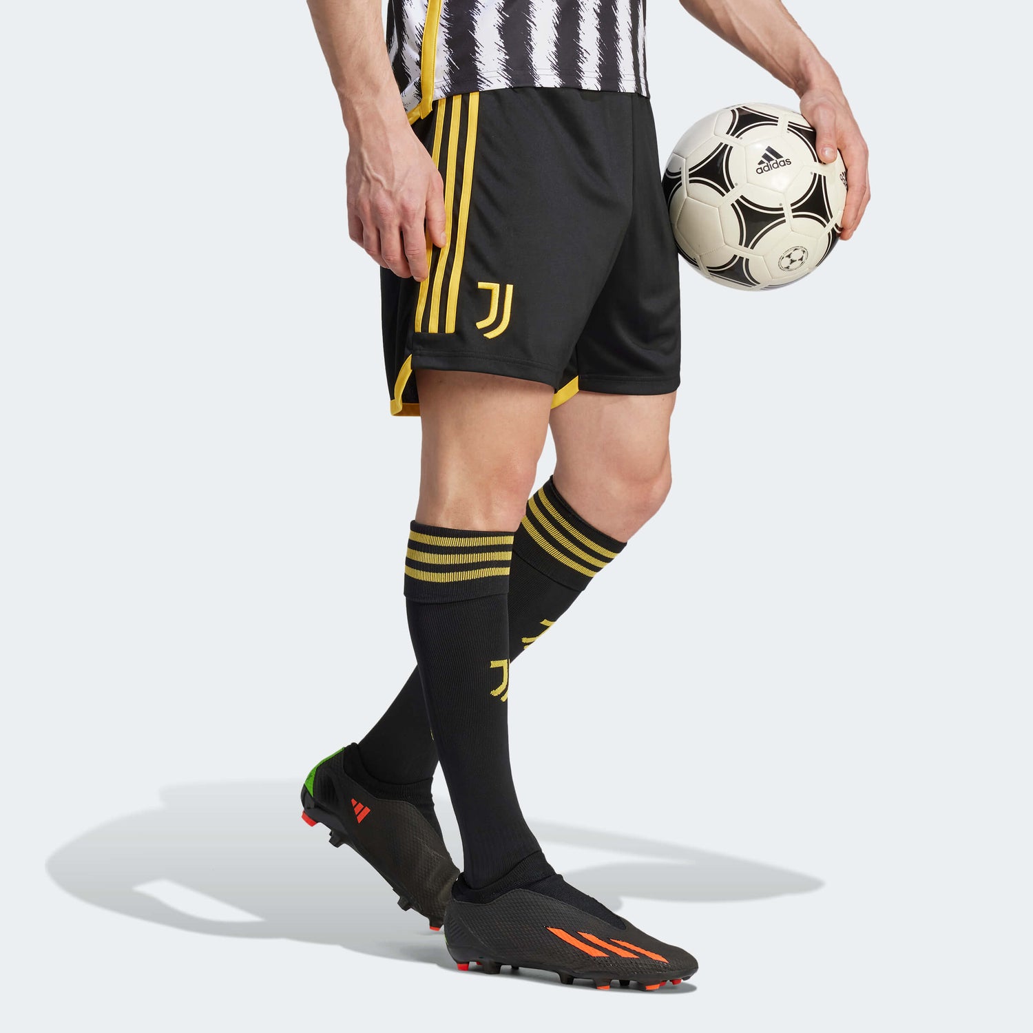 adidas 2023-24 Juventus Men's Home Shorts (Model - Side)