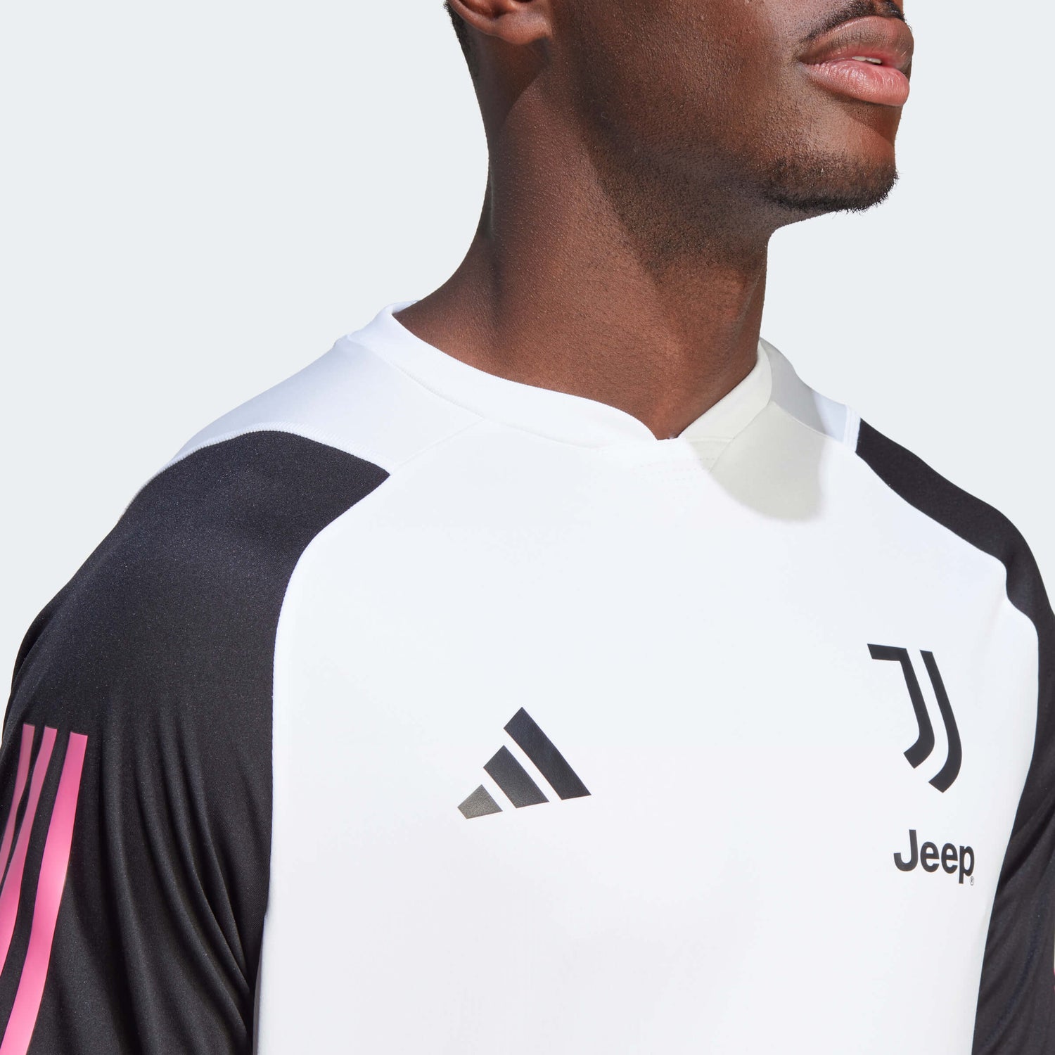 adidas 2023-24 Juventus Men's Training Jersey (Detail 2)