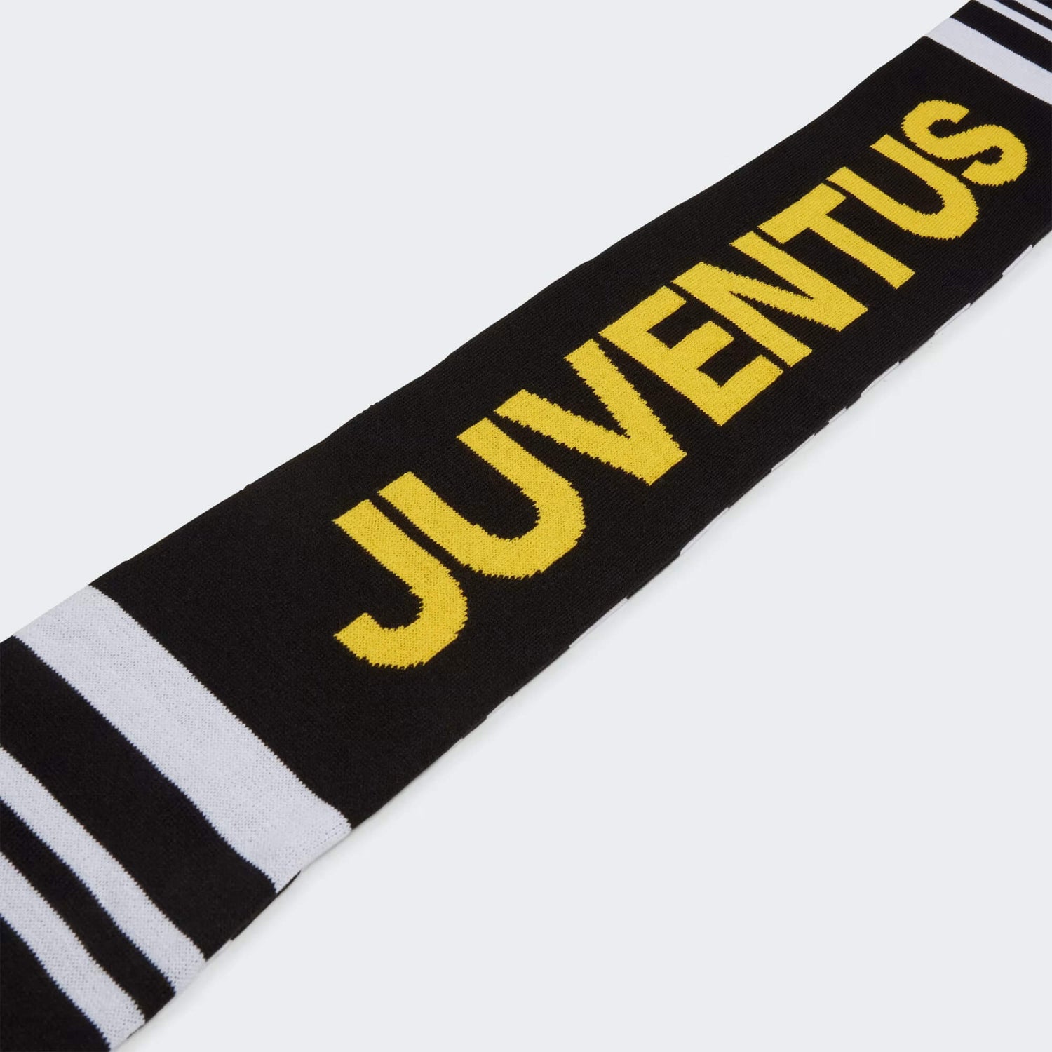 adidas 2023-24 Juventus Scarf (Detail 1)