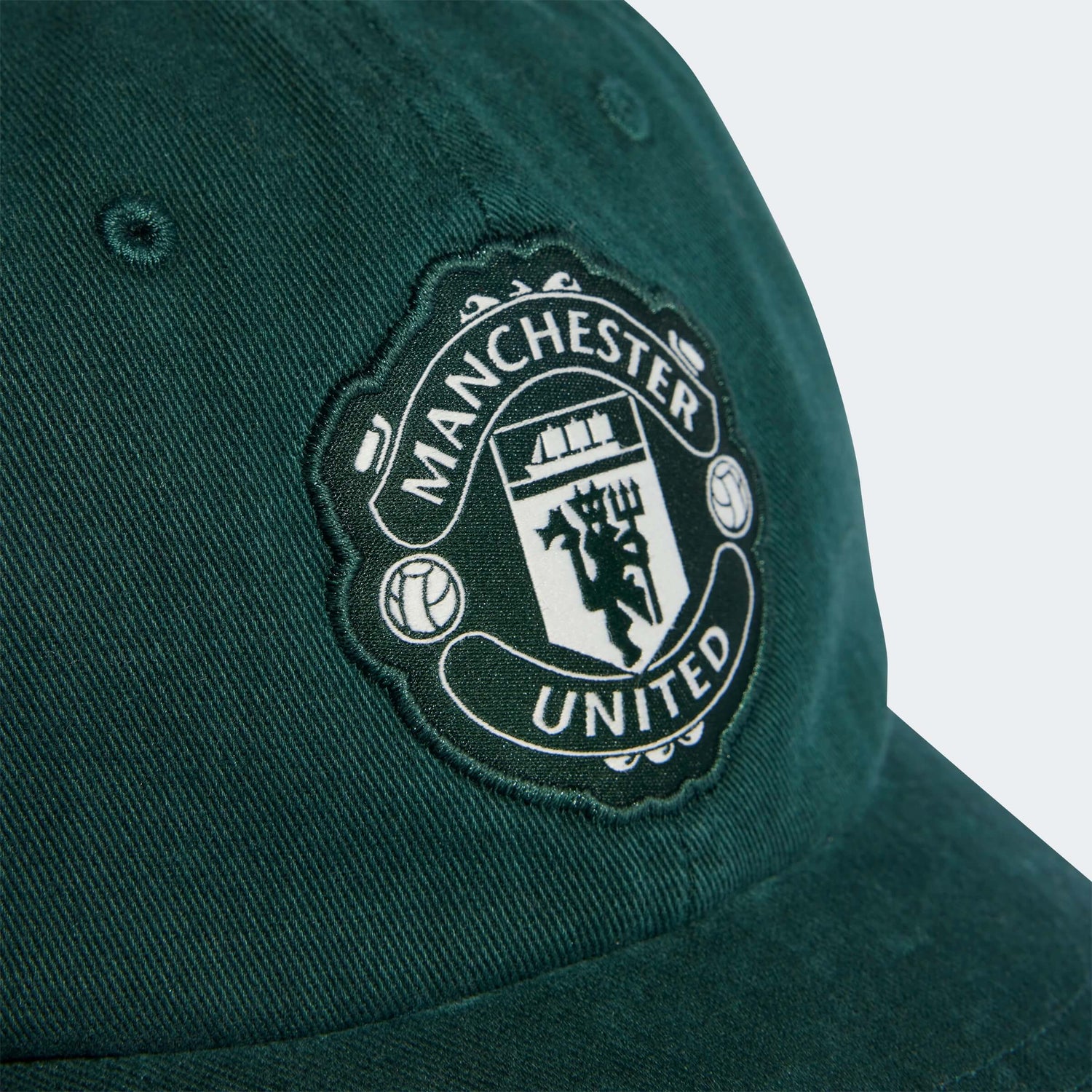 adidas 2023-24 Manchester United Away Dad Cap (Detail 1)