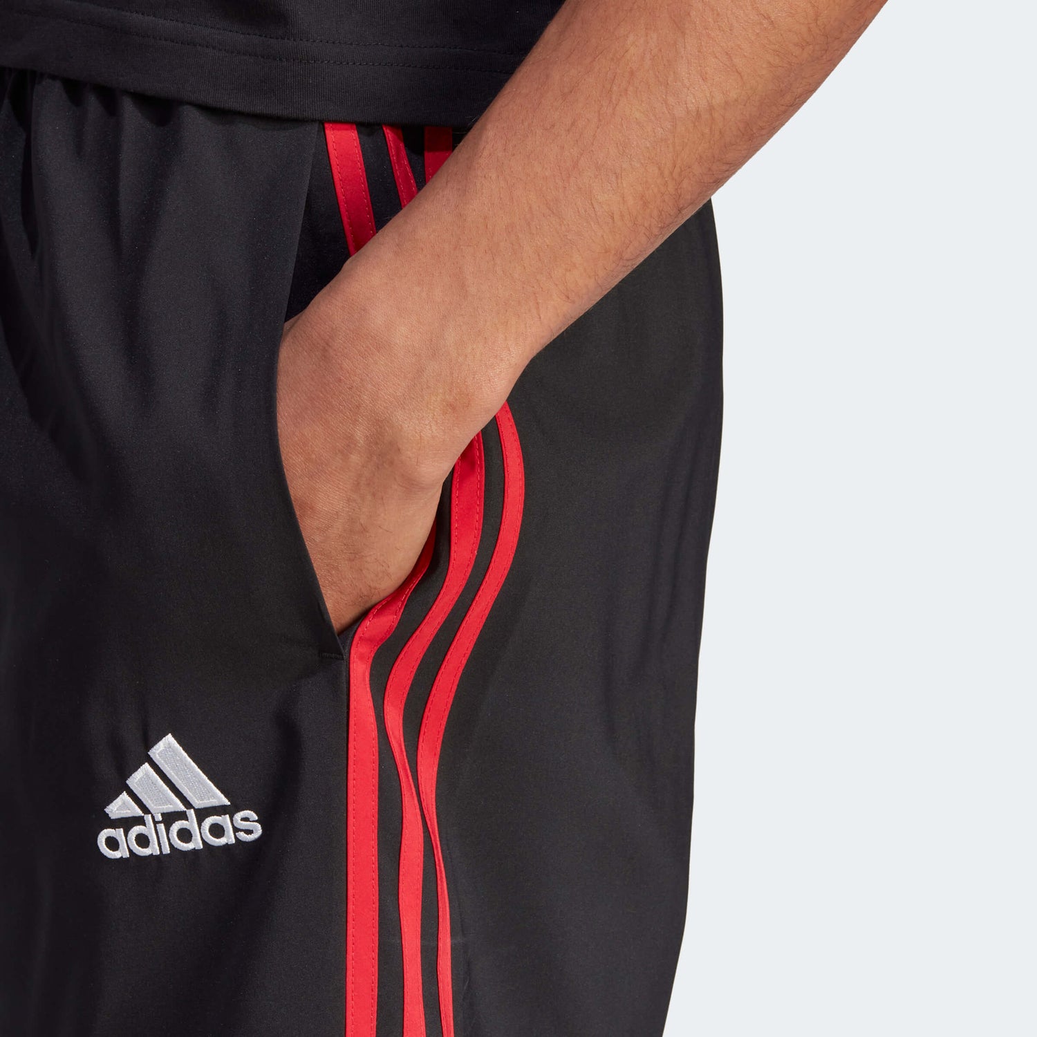 adidas 2023-24 Manchester United Men's DNA Shorts (Detail 1)