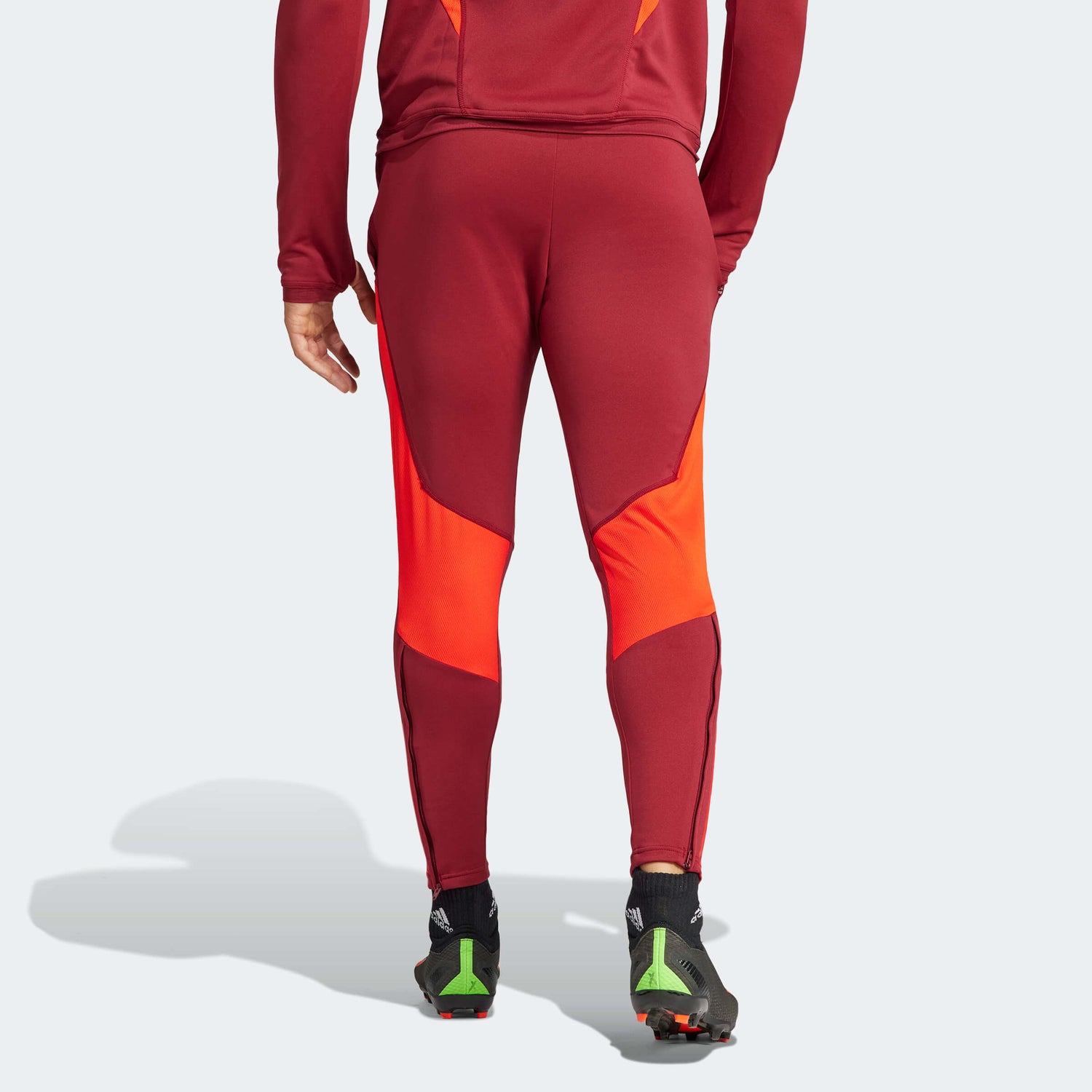 adidas 2023-24 Manchester United Men's EU Training Pants (Model - Back)