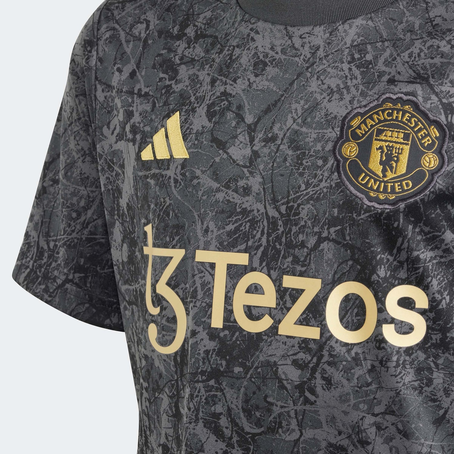 adidas 2023-24 Manchester United Youth SR Pre-Match Jersey (Detail 1)