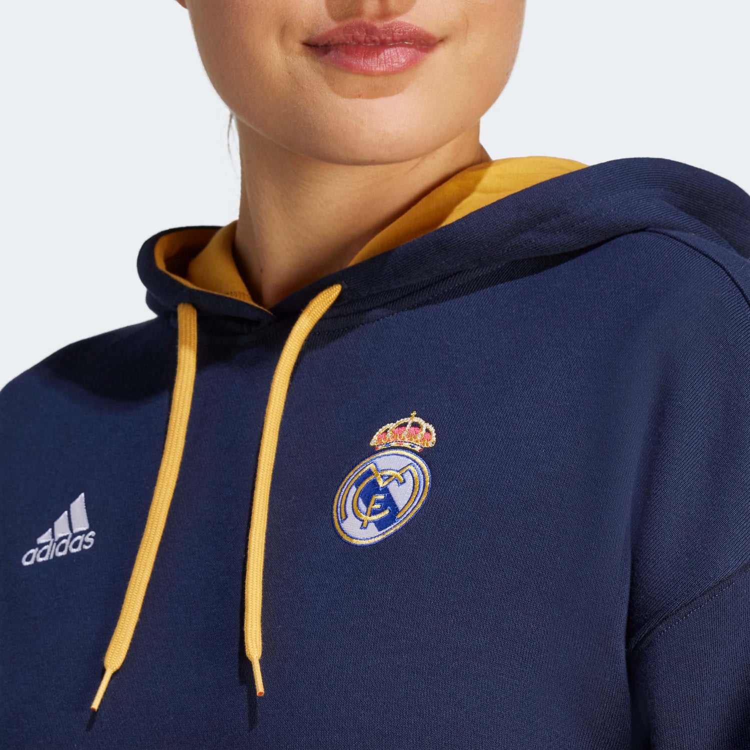 adidas 2023-24 Real Madrid Women's Hoody (Detail 1)