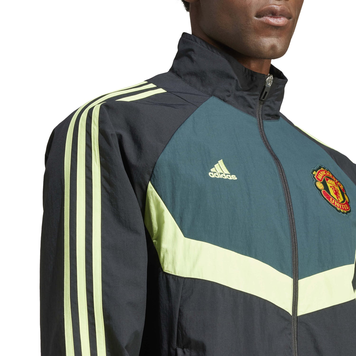 adidas 2024 Manchester United Men's Woven Track Top (Detail 1)