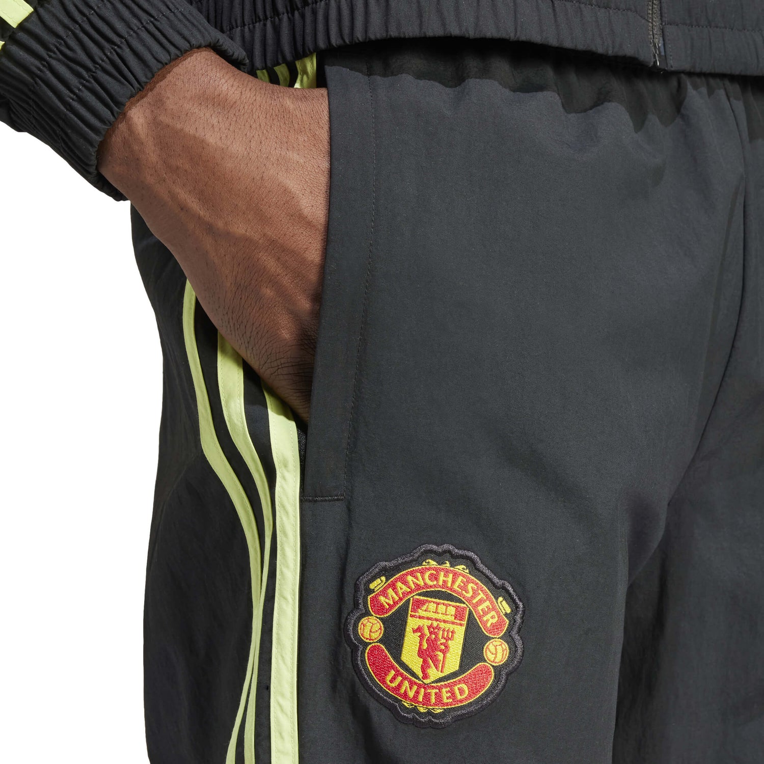 adidas 2024 Manchester United Woven Track Pants (Detail 1)