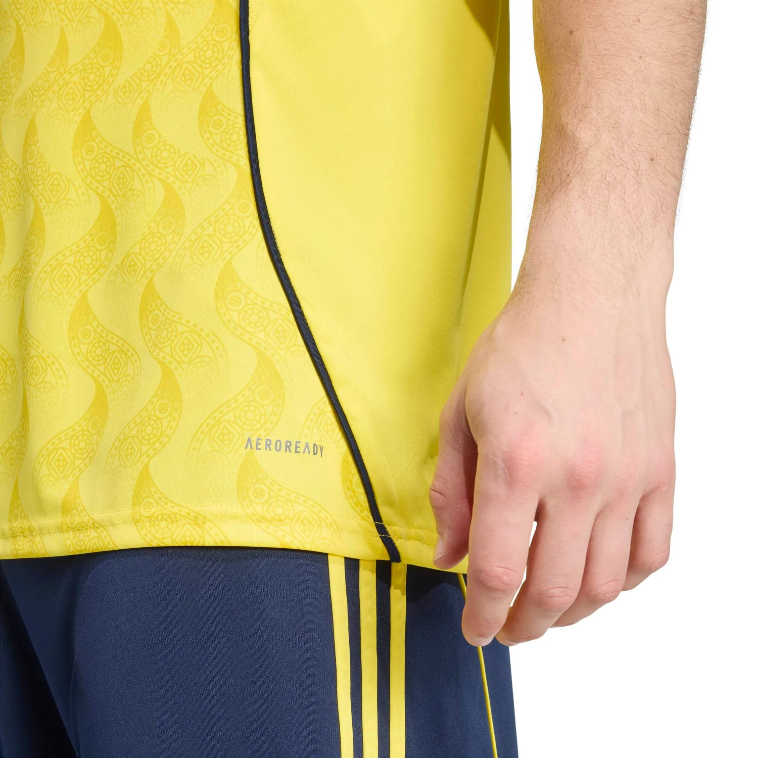 adidas 2025-26 Al Nassr Men's Stadium Home Ronaldo #7 Soccer Jersey (Detail 2)