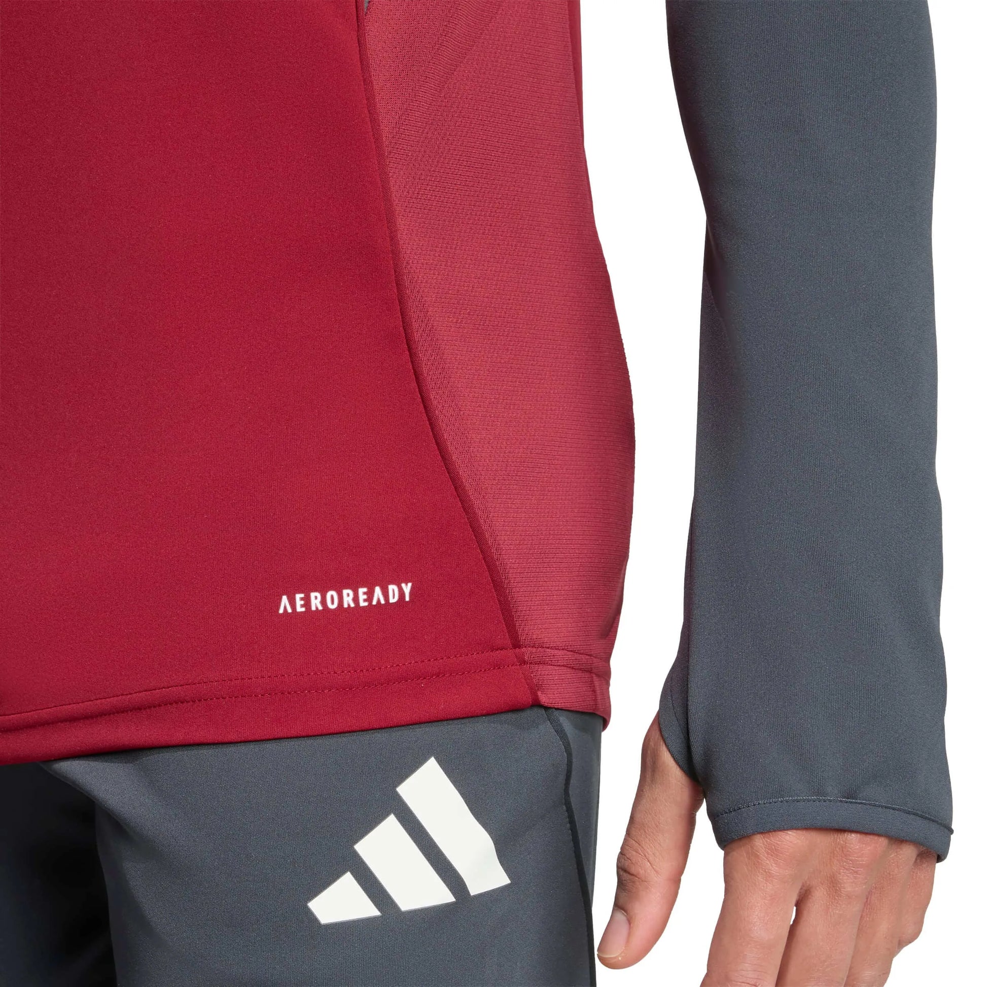 adidas 2025-26 Arsenal Men's EU Training Top (Detail 2)