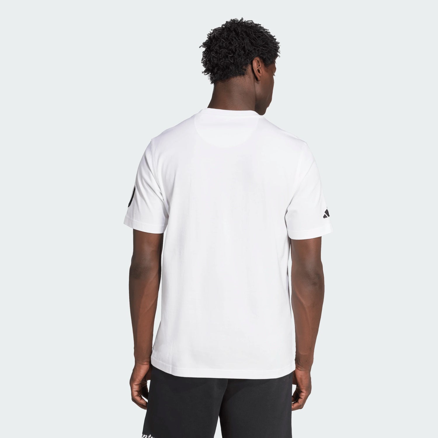 adidas 2025-26 Juventus Men's US Tee (Model - Back)