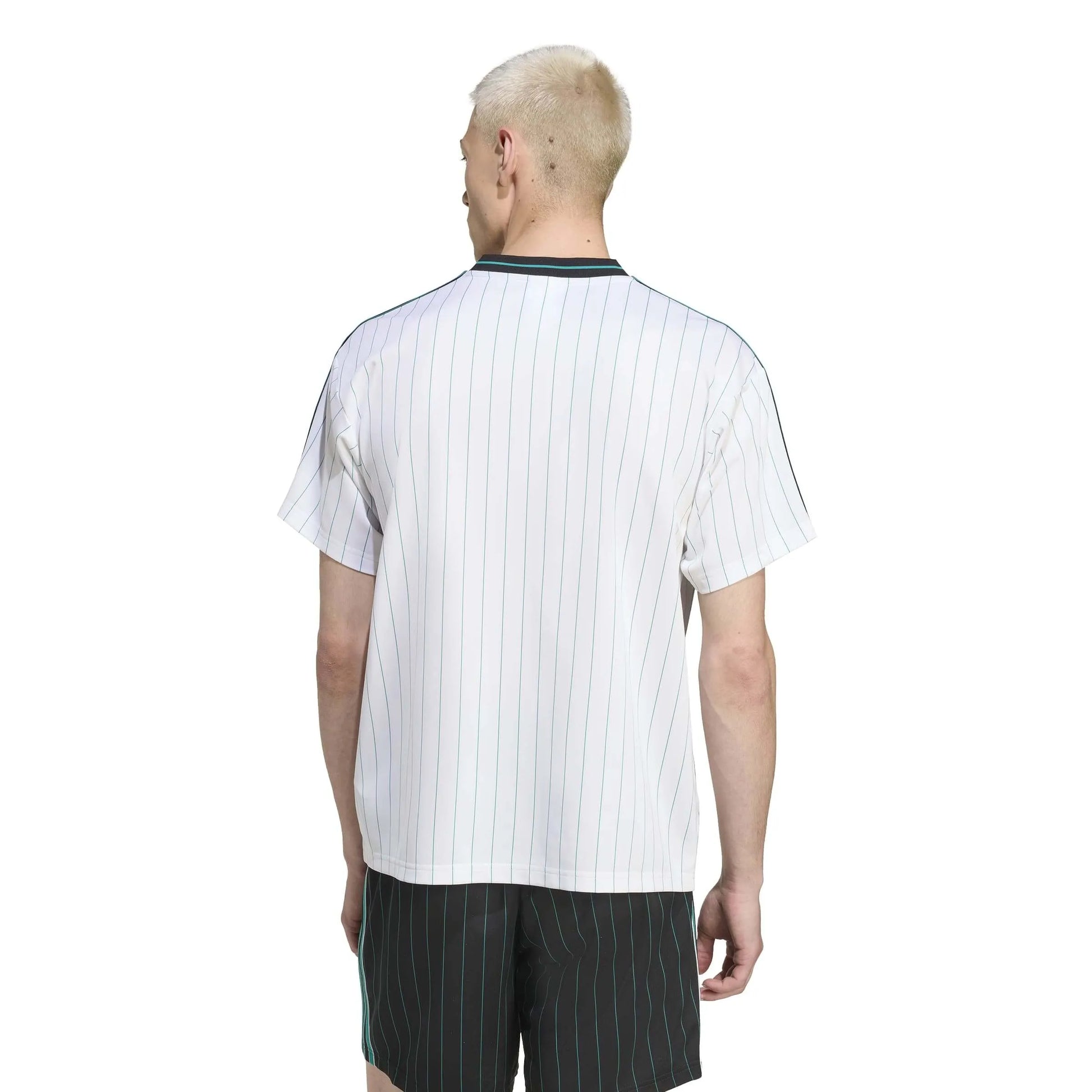 adidas 2025-26 Liverpool Men's Icon Soccer Jersey (Model - Back)