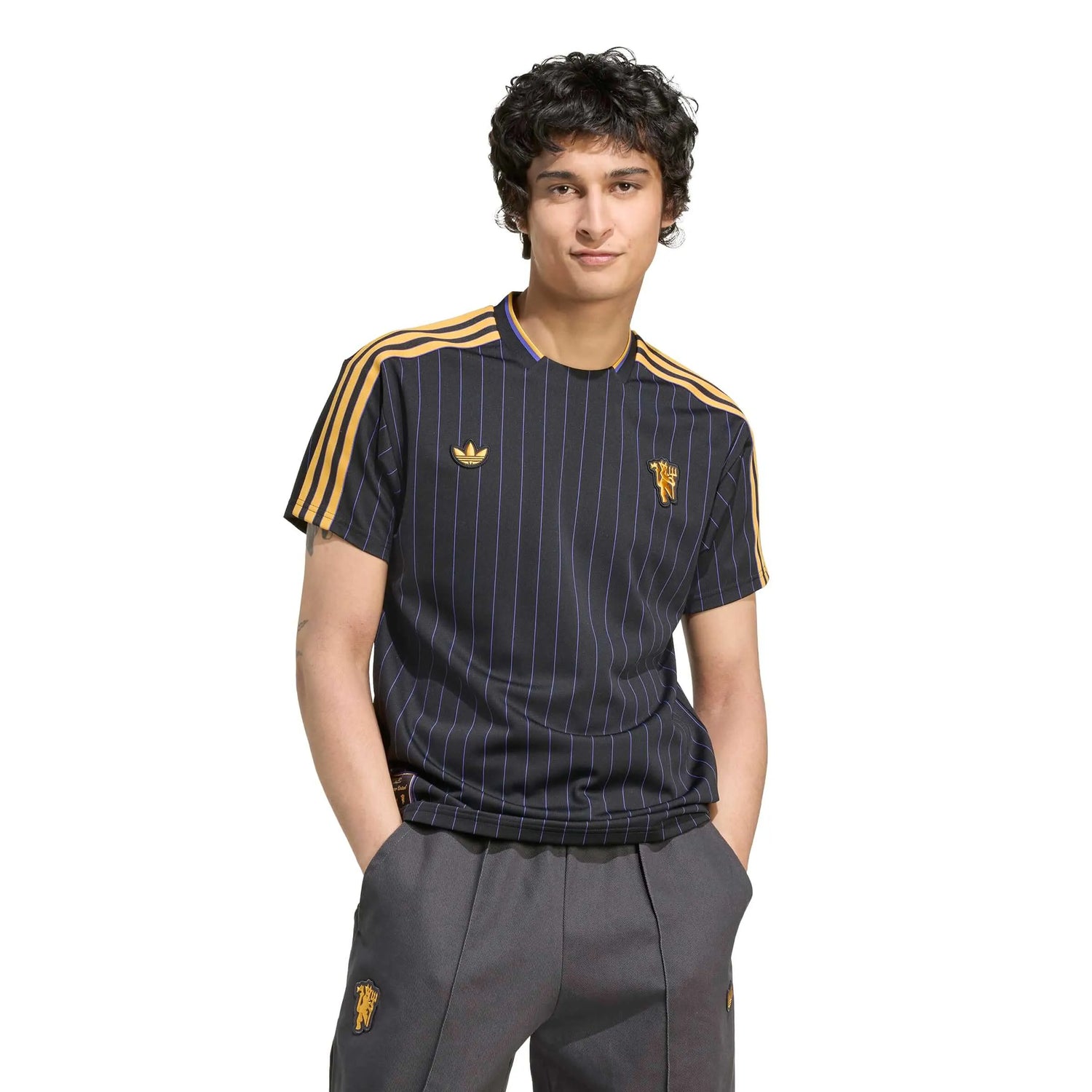 adidas 2025-26 Manchester United Men's Icon Soccer Jersey (Model - Front)