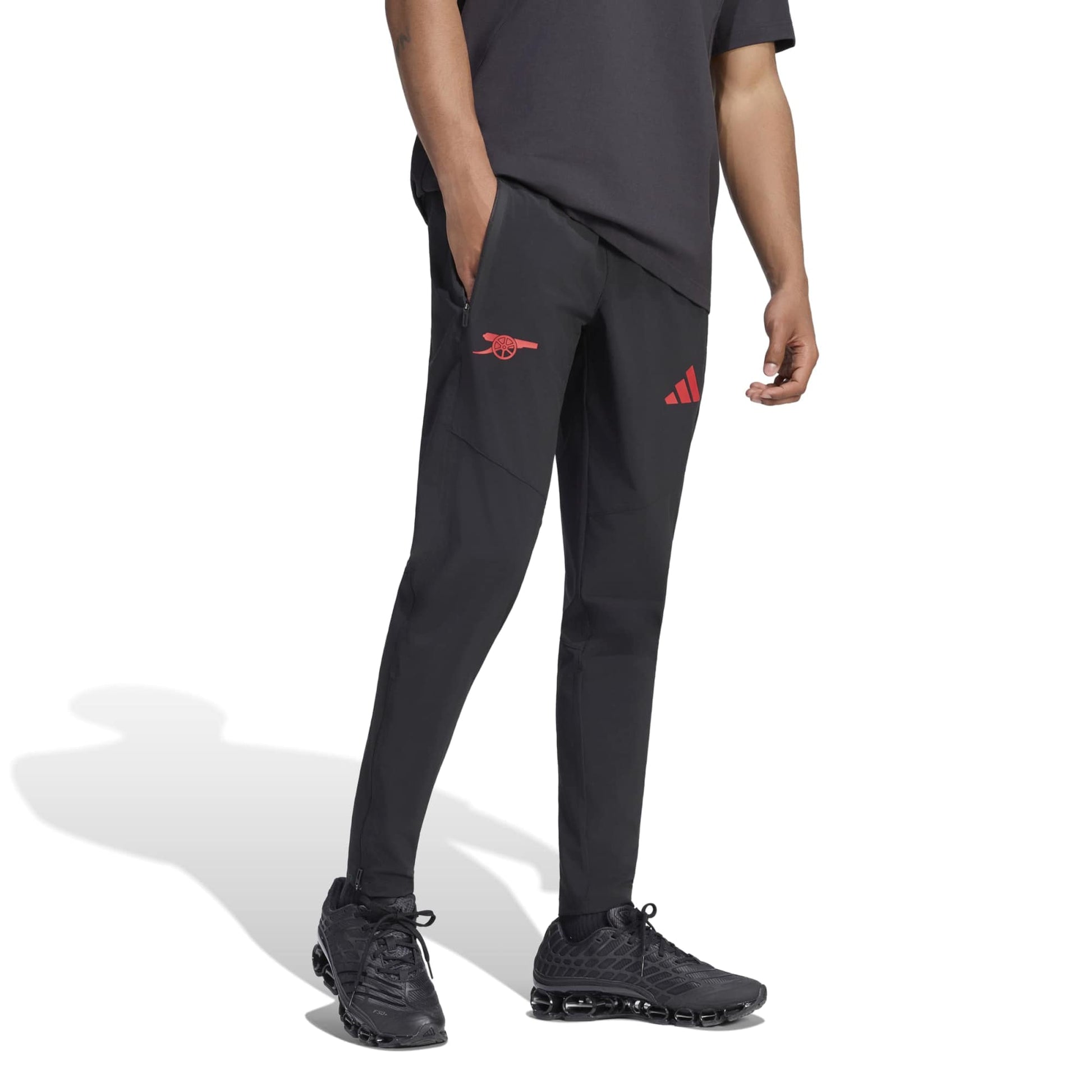 adidas 2026-27 Arsenal Men's Tiro Travel Pants (Model - Front)