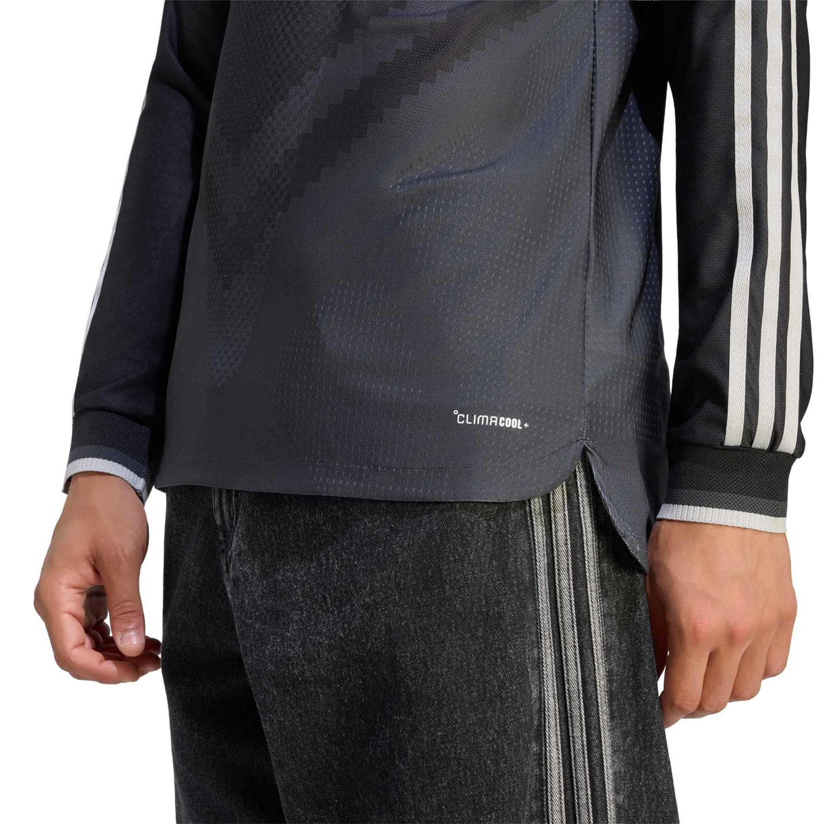 adidas 2026-27 Club America Men's Authentic Away Long-Sleeve Soccer Jersey (Detail 2)