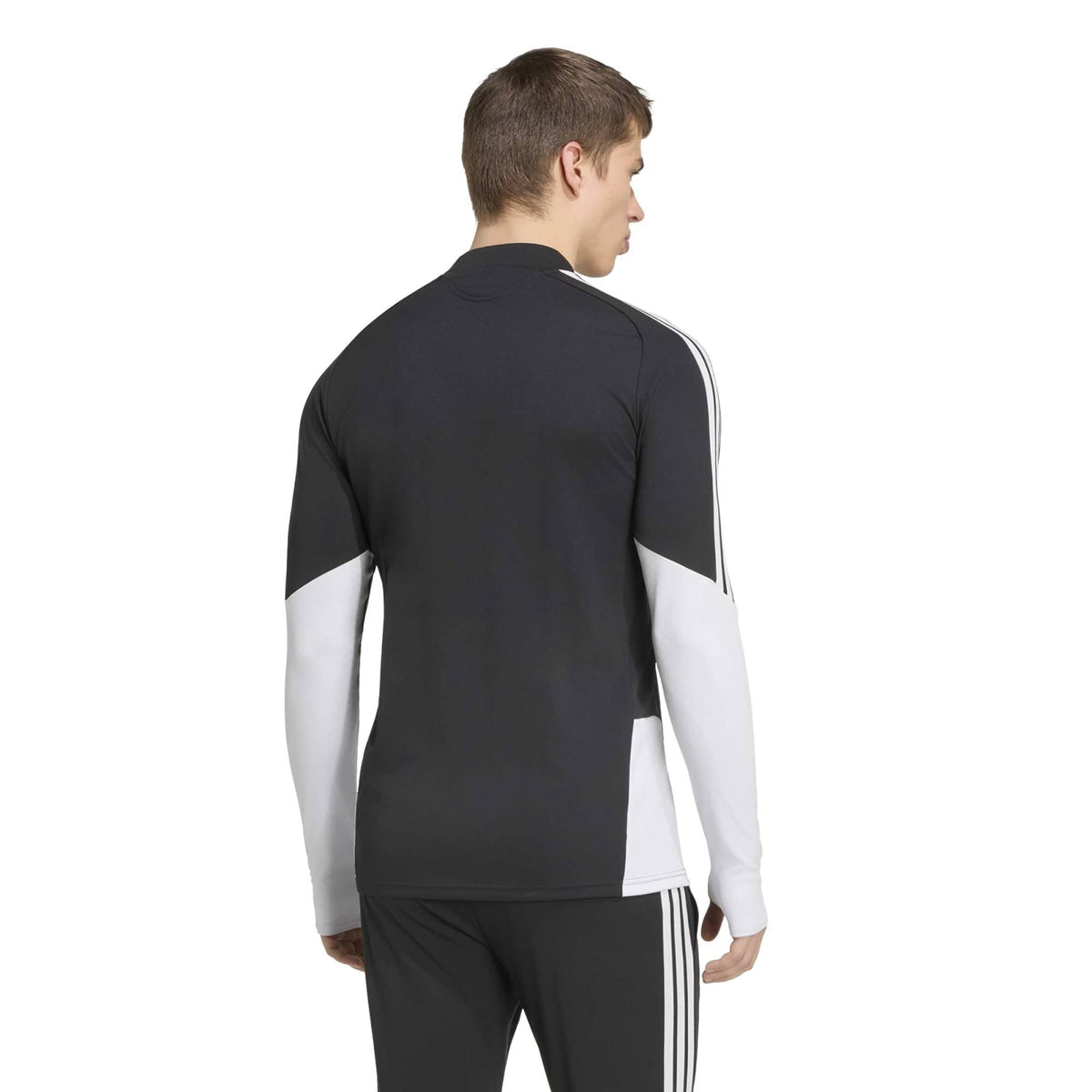 adidas 2026-27 Liverpool Men's Training Top (Model - Back)