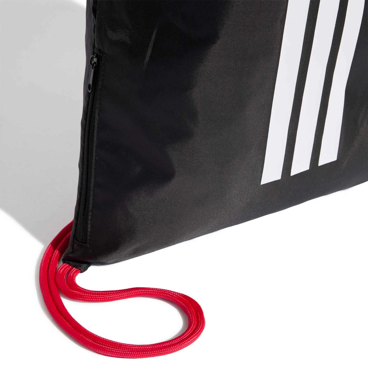 adidas 2026-27 Manchester United Gymsack (Detail 2)